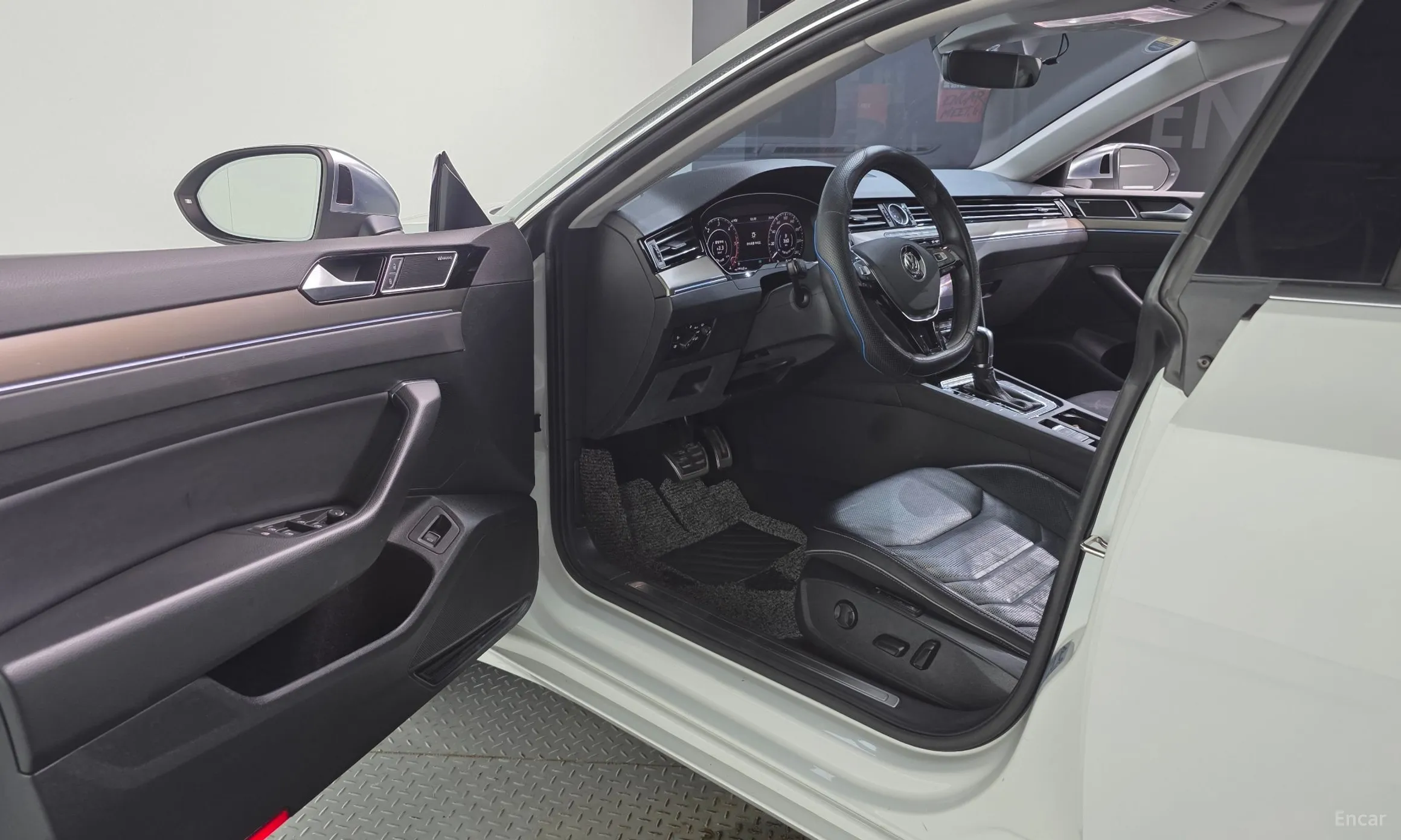 Volkswagen Ateon превью 10