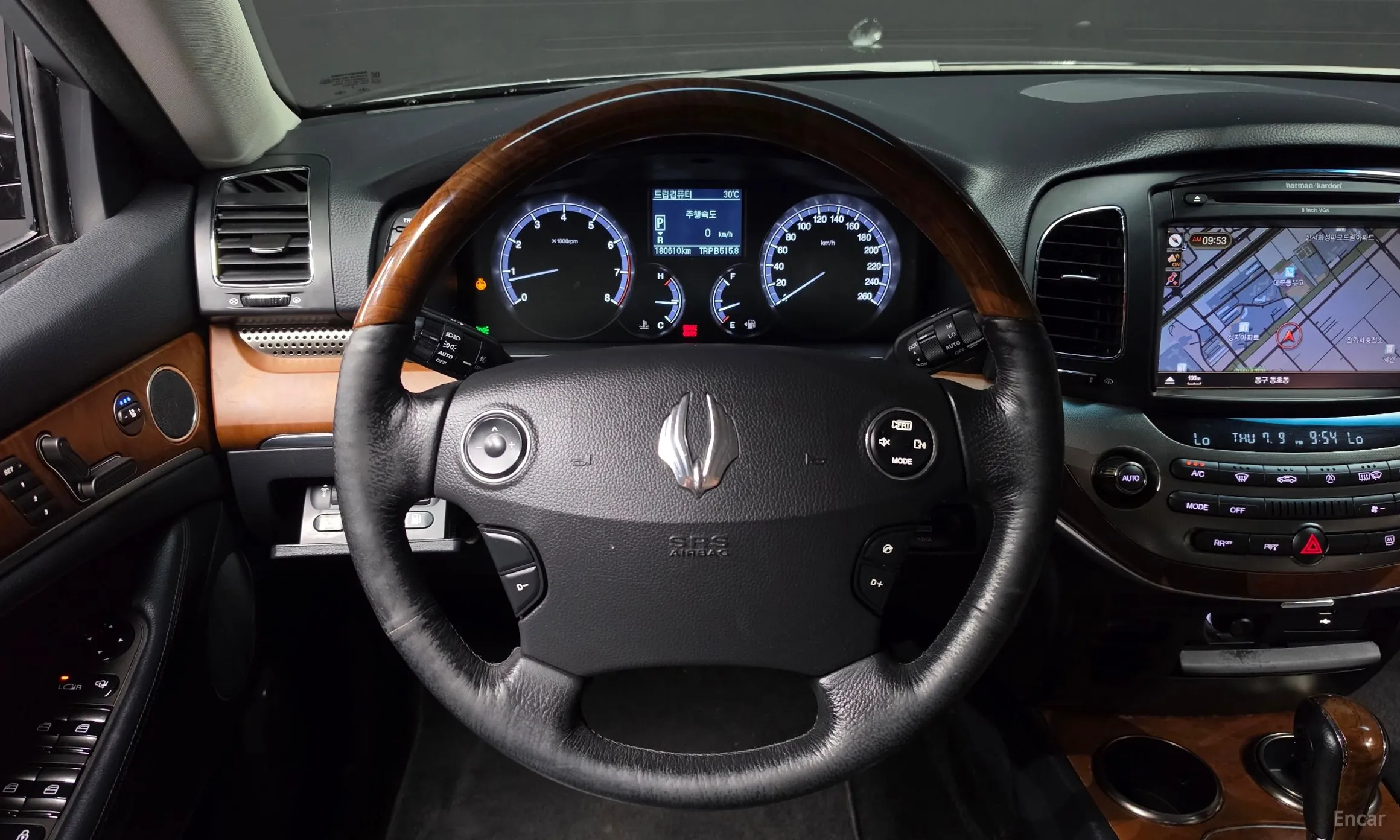 KG Mobility (SsangYong) Chairman W превью 12