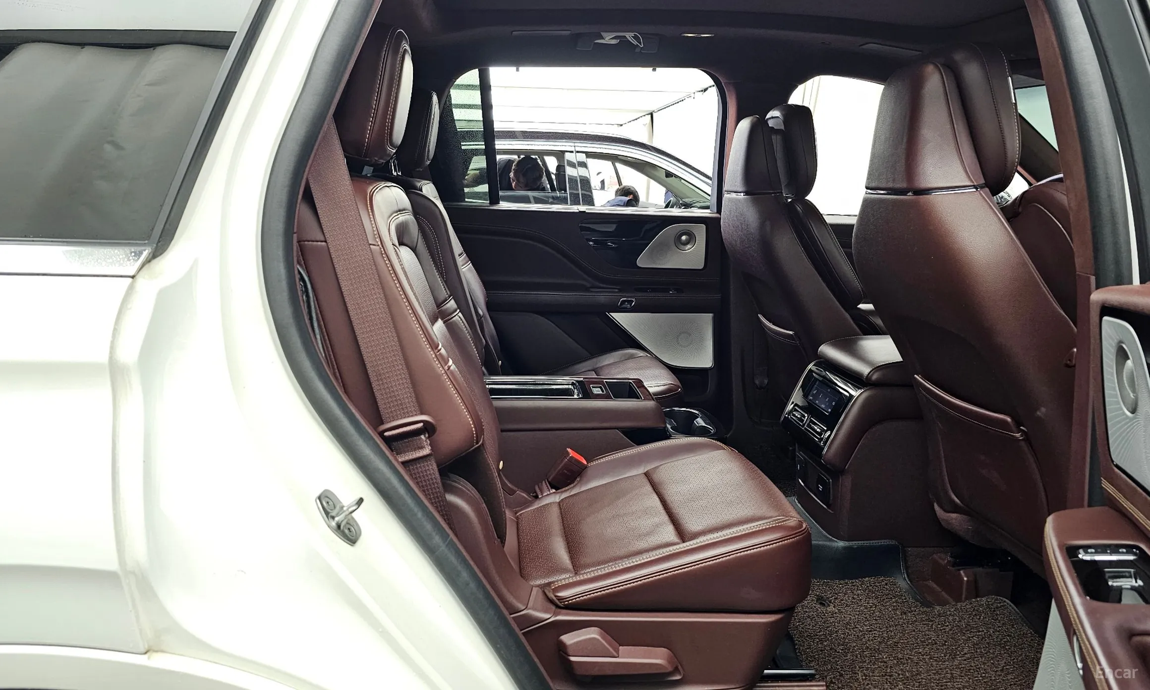 Lincoln Aviator 2nd Generation превью 12