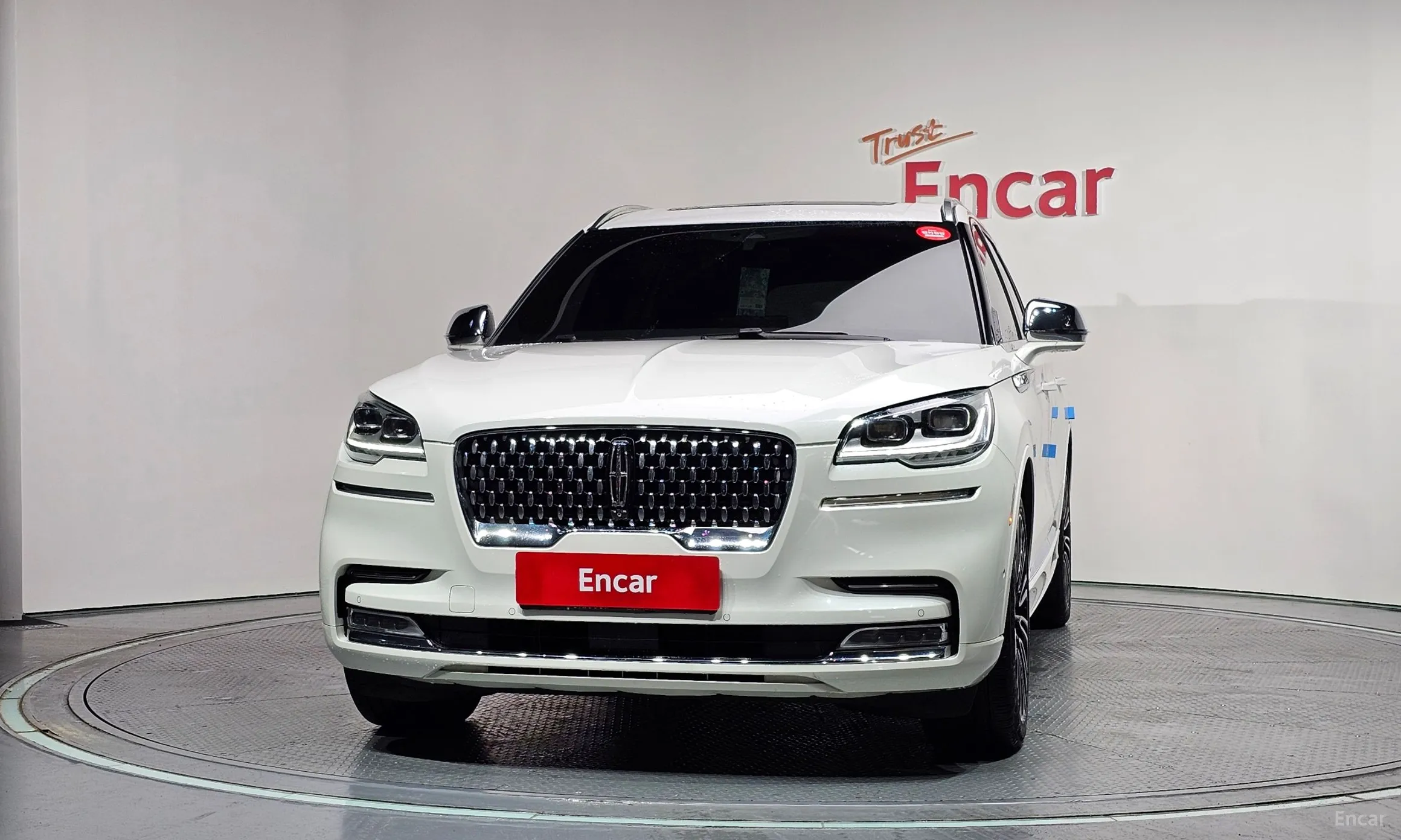 Lincoln Aviator 2nd Generation превью 3