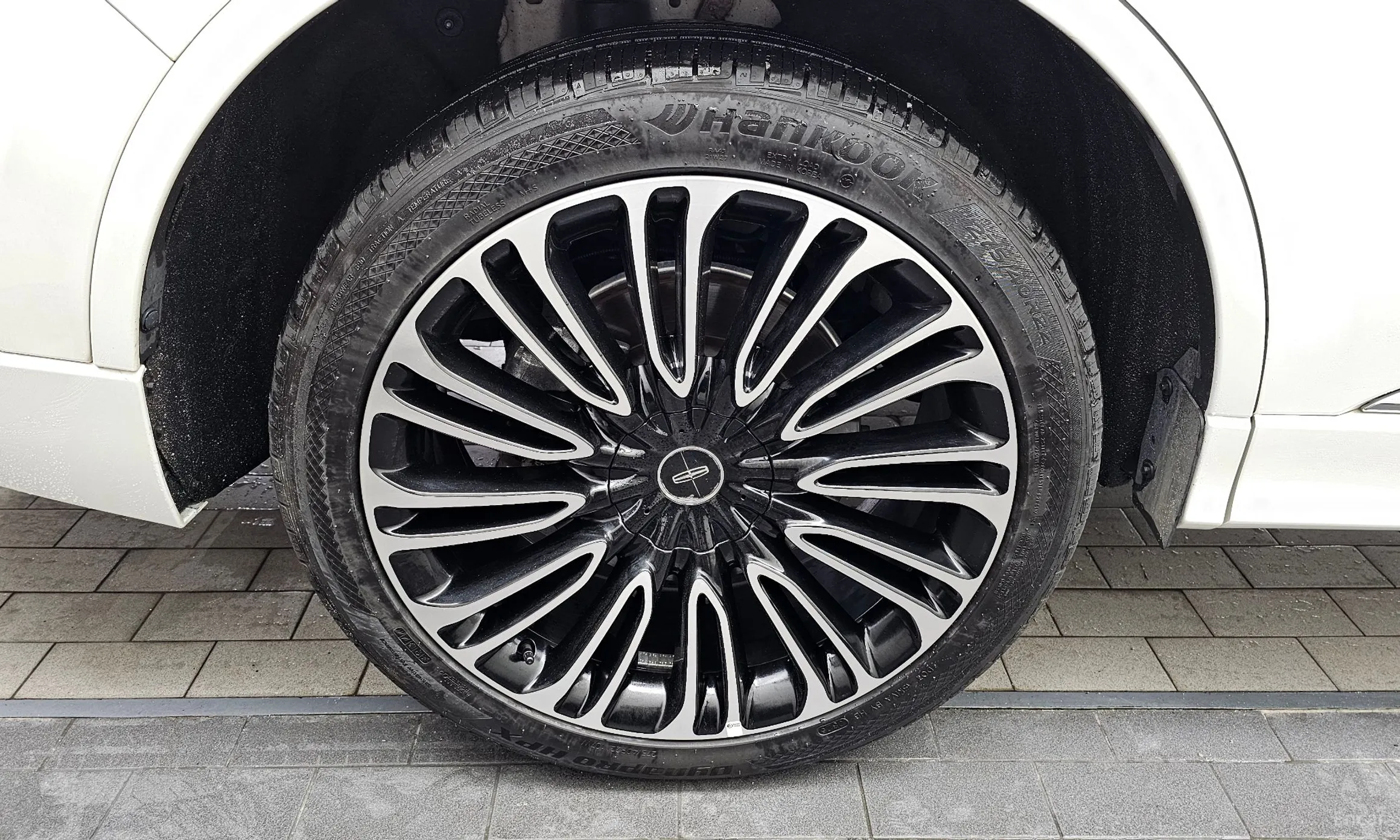 Lincoln Aviator 2nd Generation превью 5