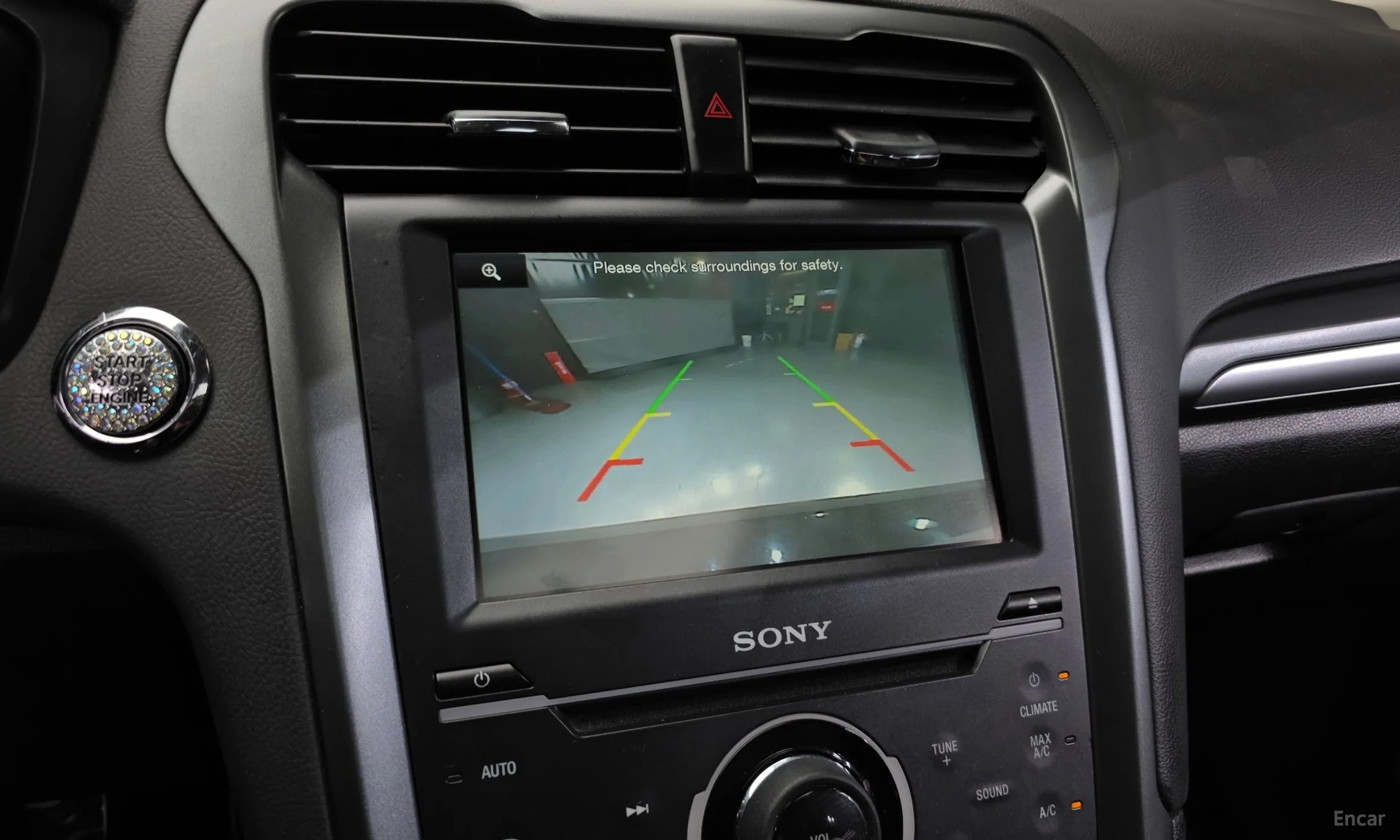 Ford Fusion превью 14