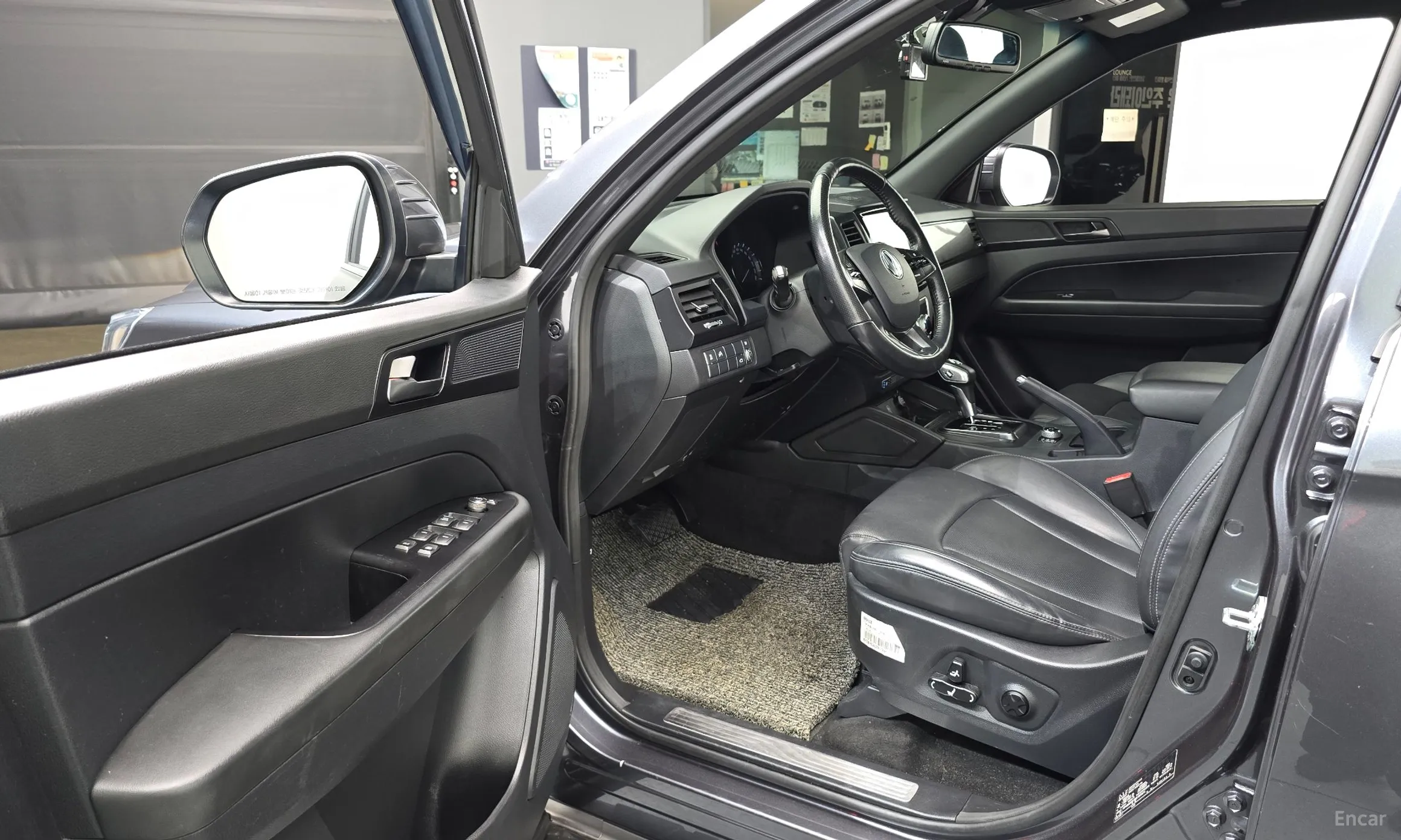 KG Mobility (SsangYong) Rexton Sports Khan превью 10