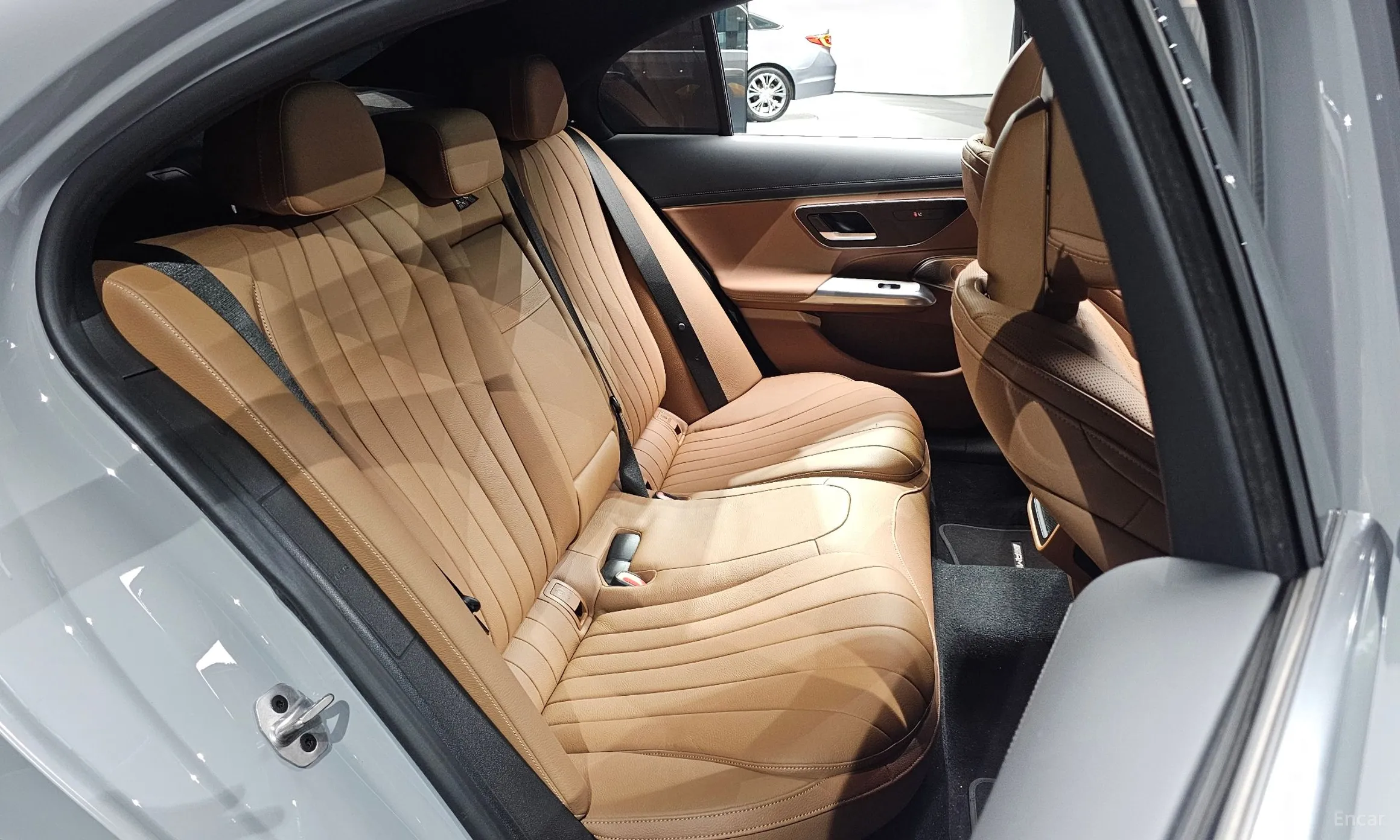Mercedes Benz E-Class W214 превью 11