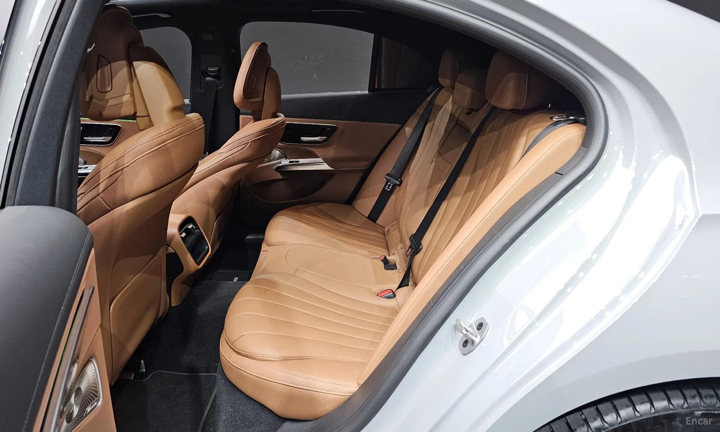 Mercedes Benz E-Class W214 превью 12