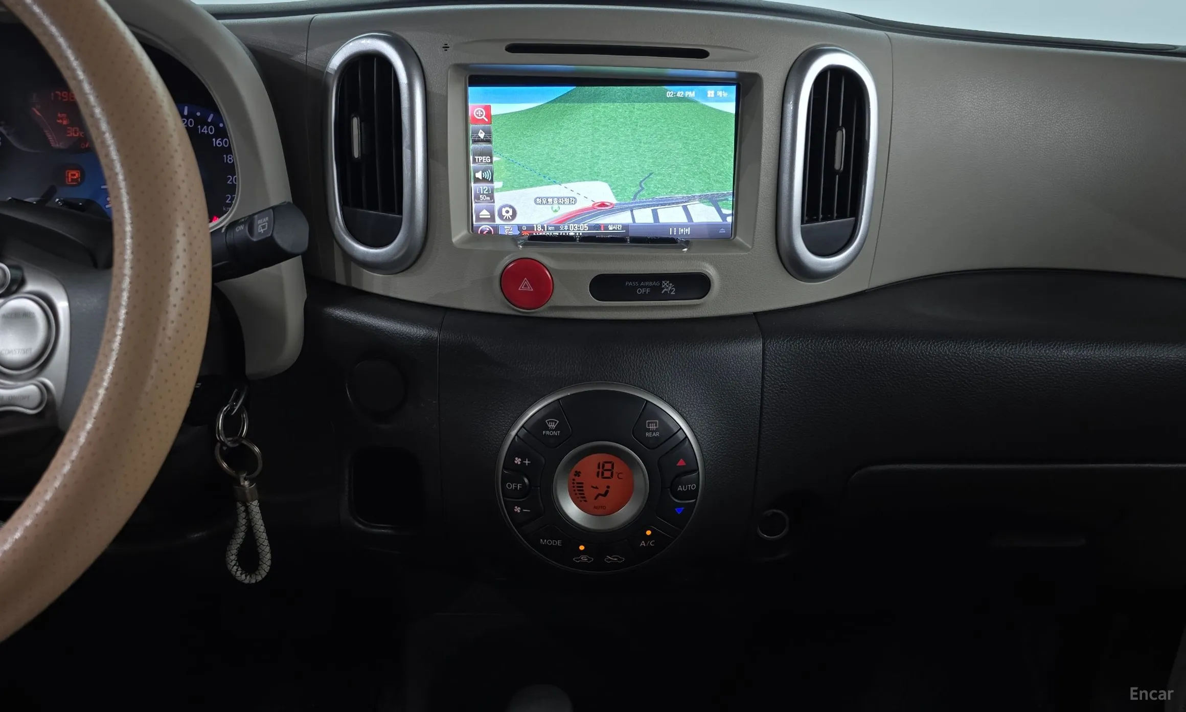 Nissan Cube превью 14