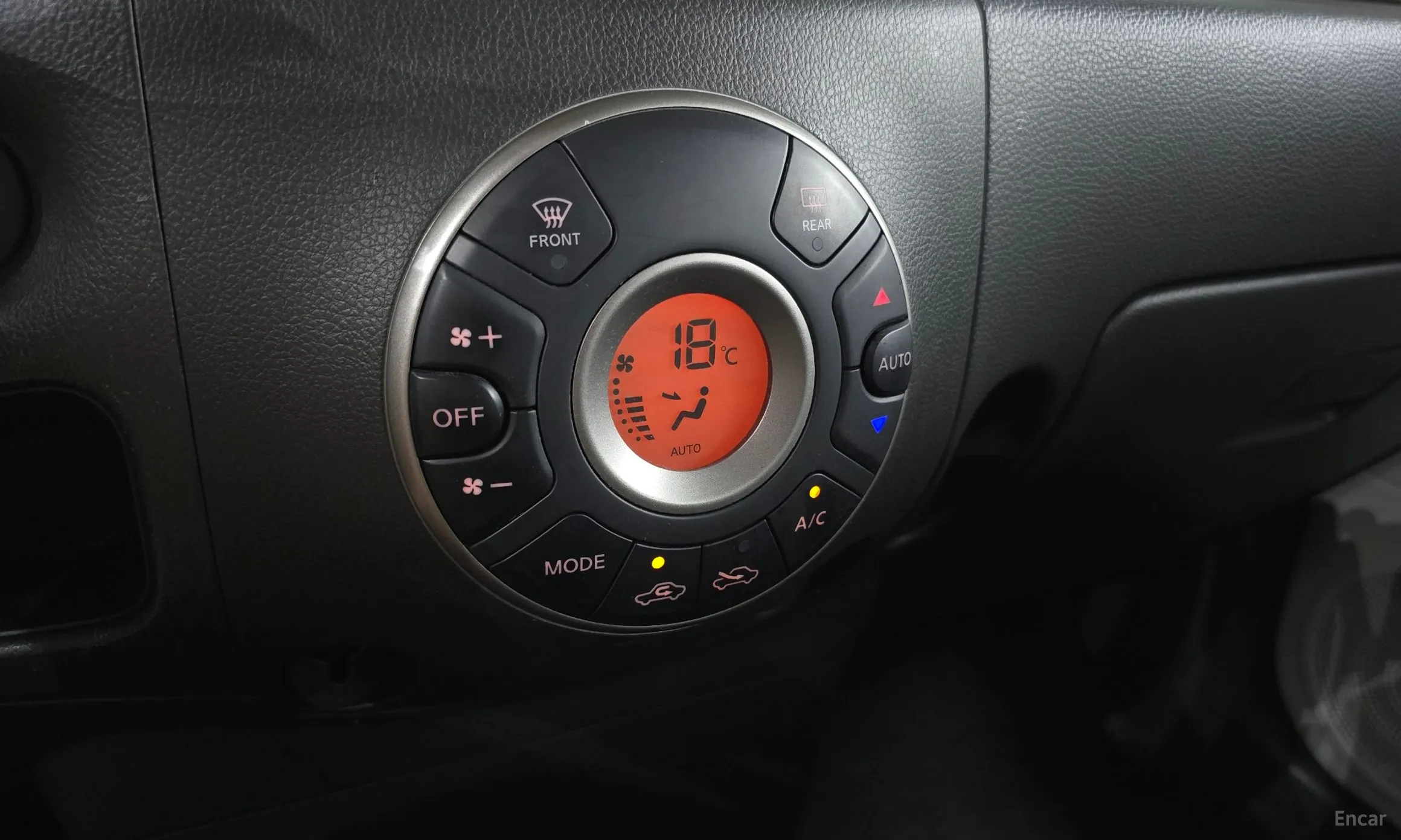 Nissan Cube превью 18