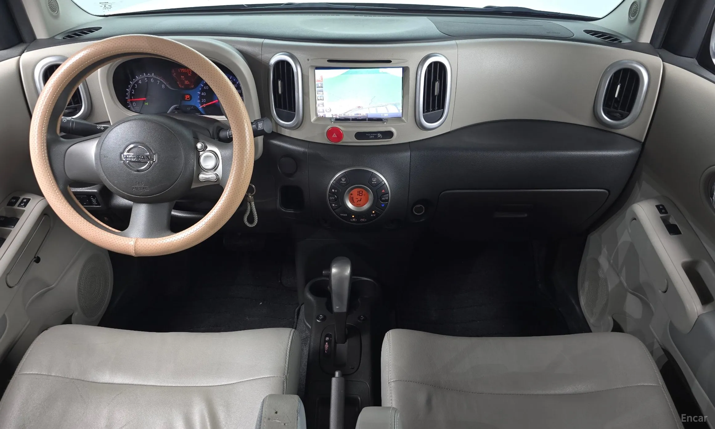 Nissan Cube превью 7