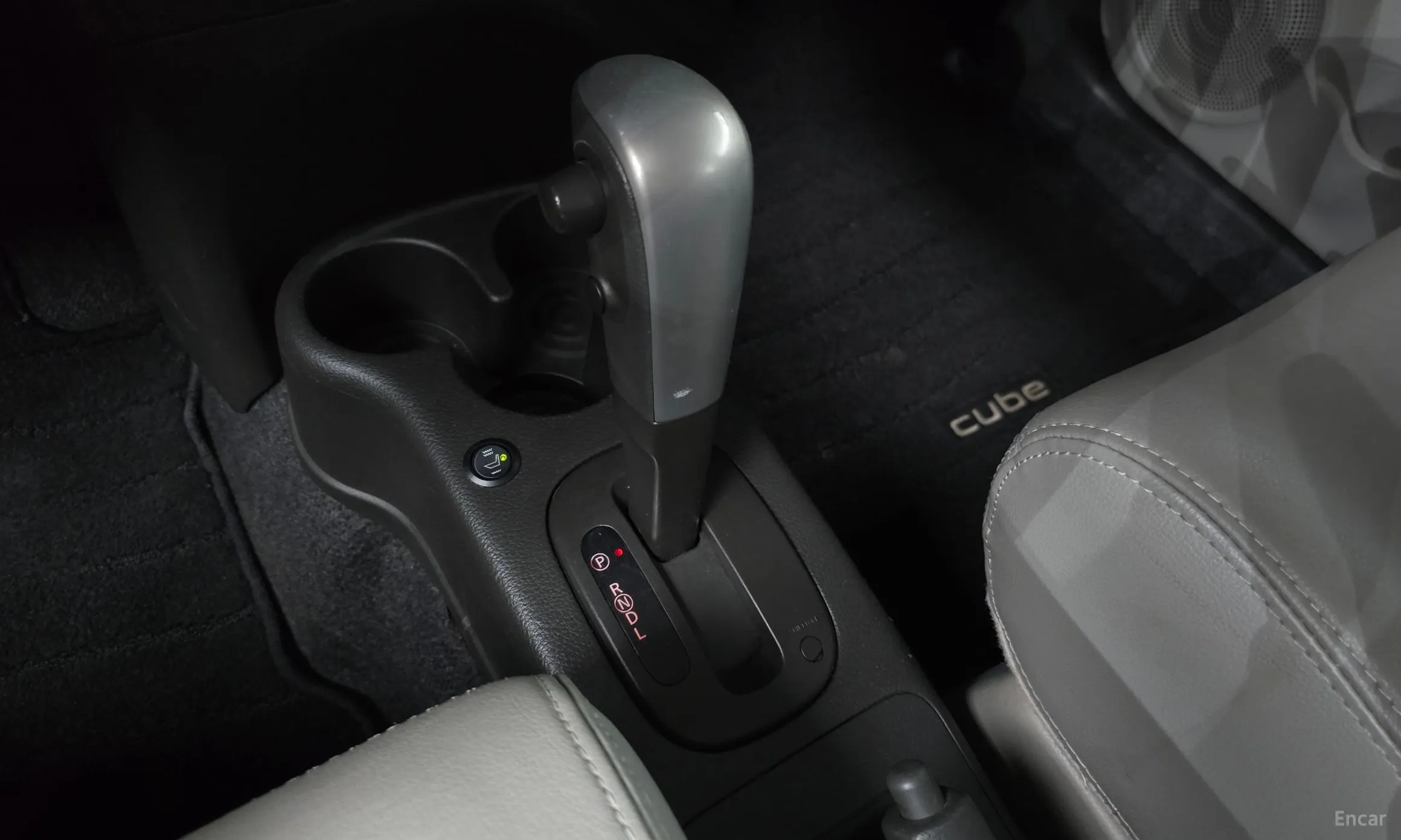 Nissan Cube превью 9