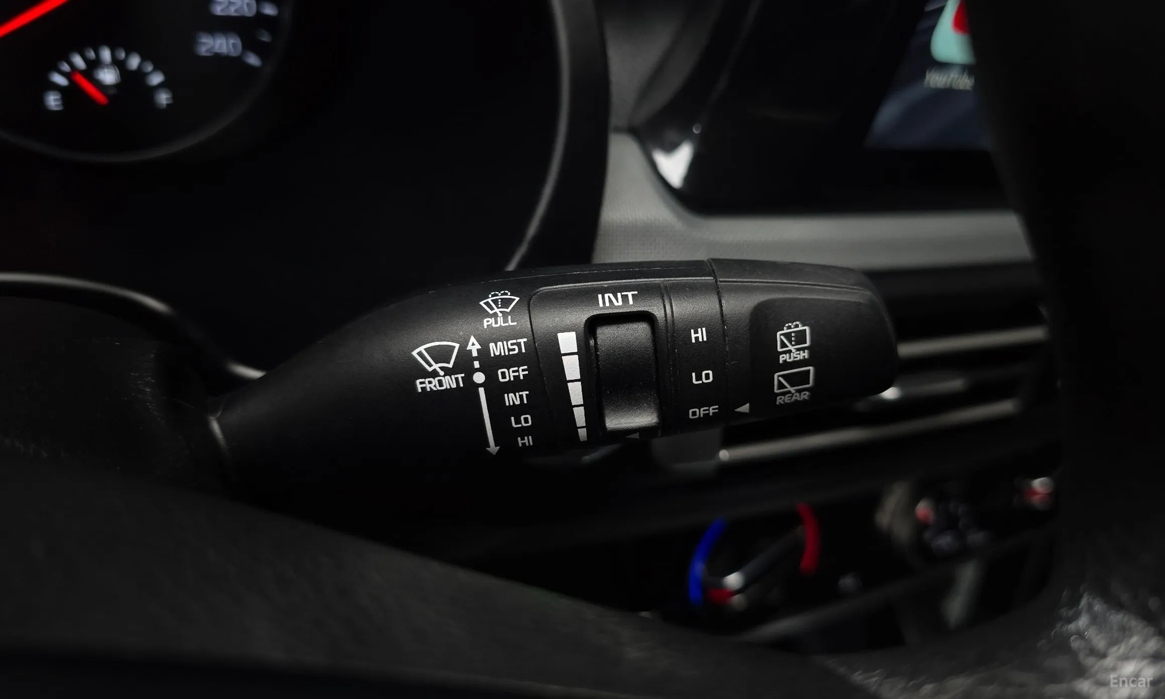 Kia Seltos превью 16