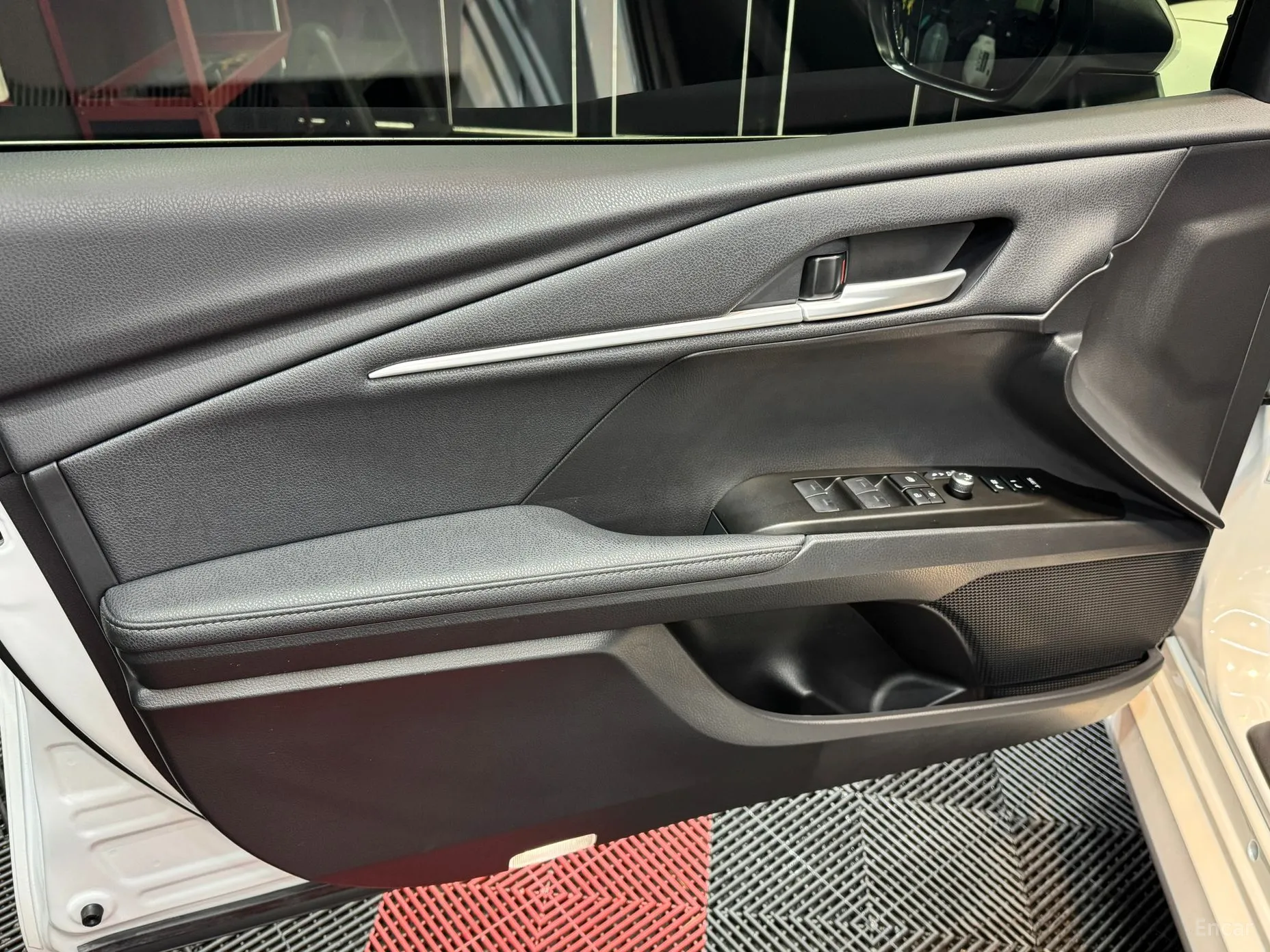 Toyota Camry (XV80) превью 16