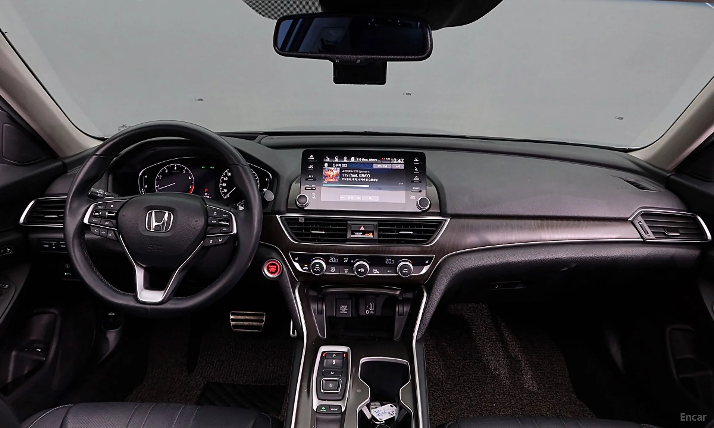 Honda Accord 10th Generation превью 10
