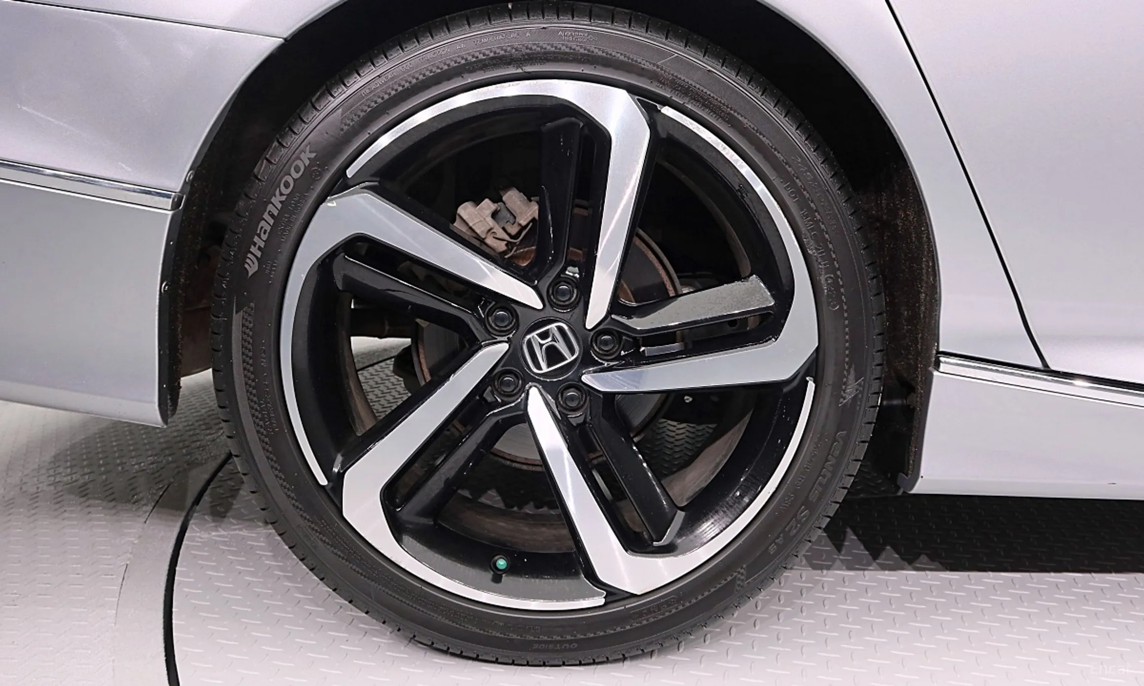 Honda Accord 10th Generation превью 8