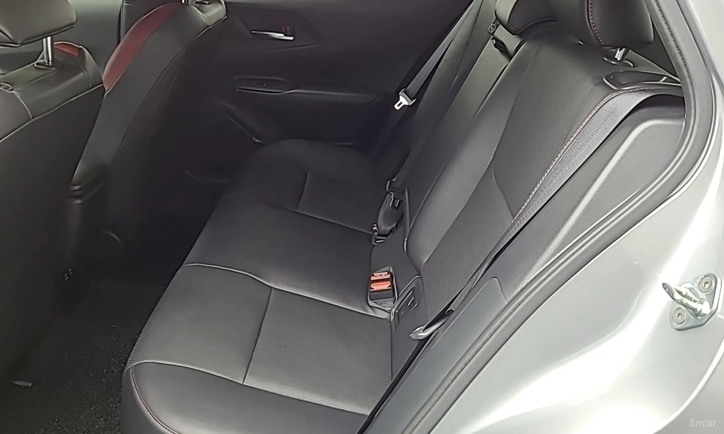 Toyota Prius 5th Generation превью 11