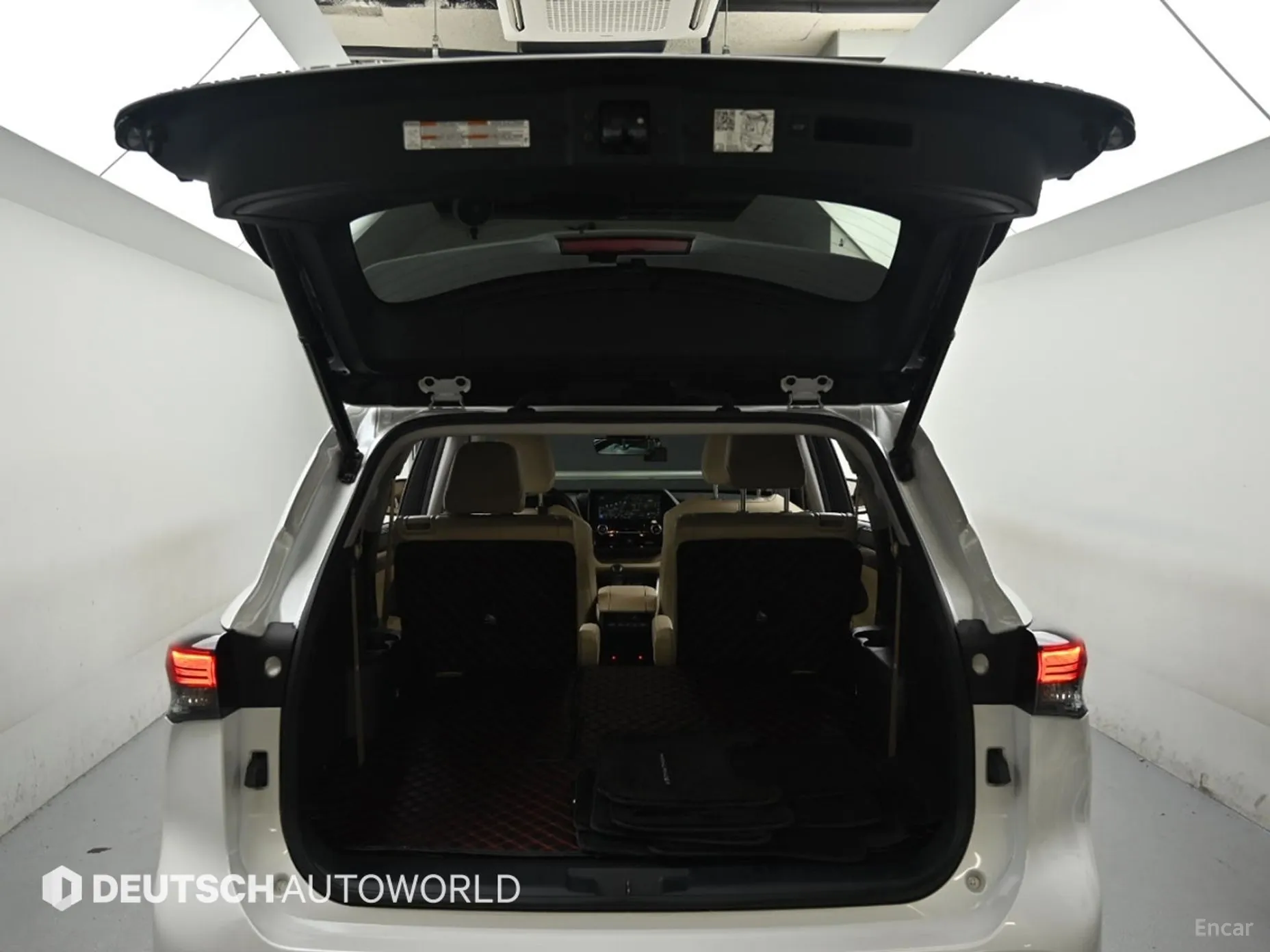 Toyota Highlander 4th generation превью 19