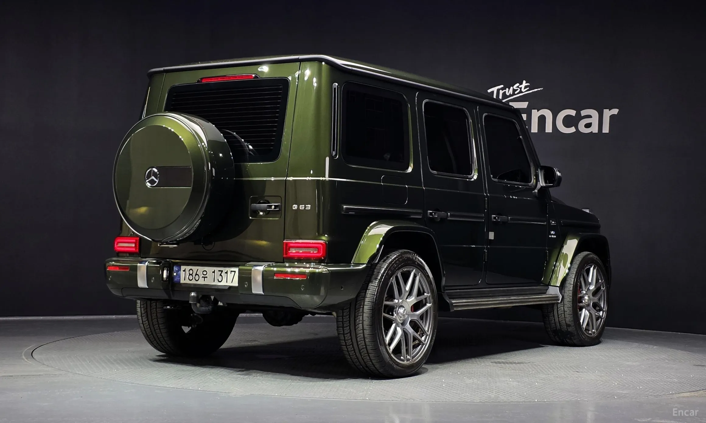 Mercedes Benz G-Class W463b