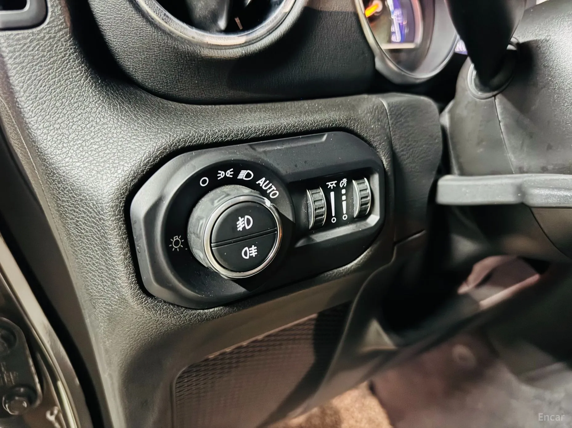 Jeep Wrangler (JL) превью 17