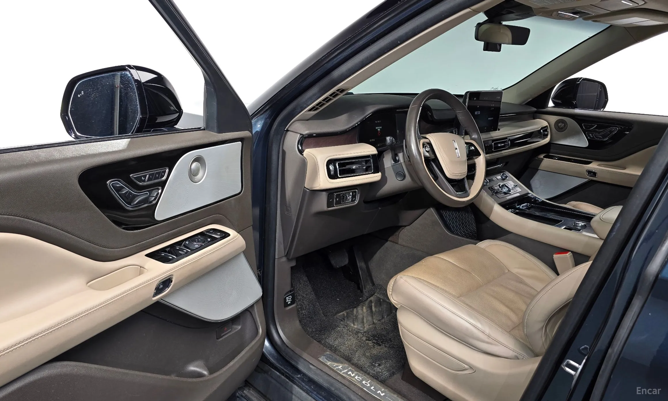 Lincoln Aviator 2nd Generation превью 10