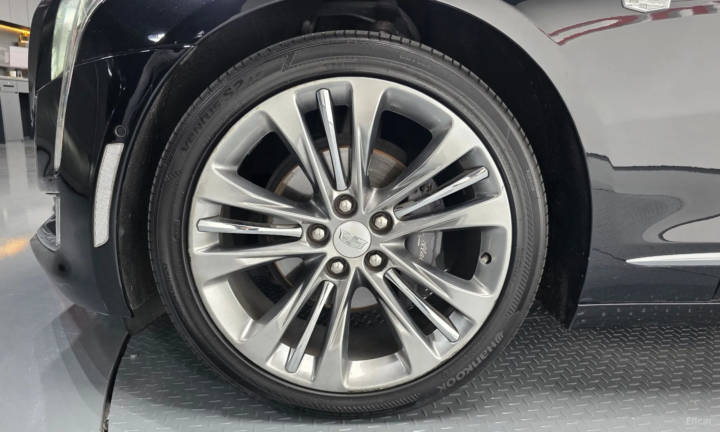 Cadillac CT6 превью 5