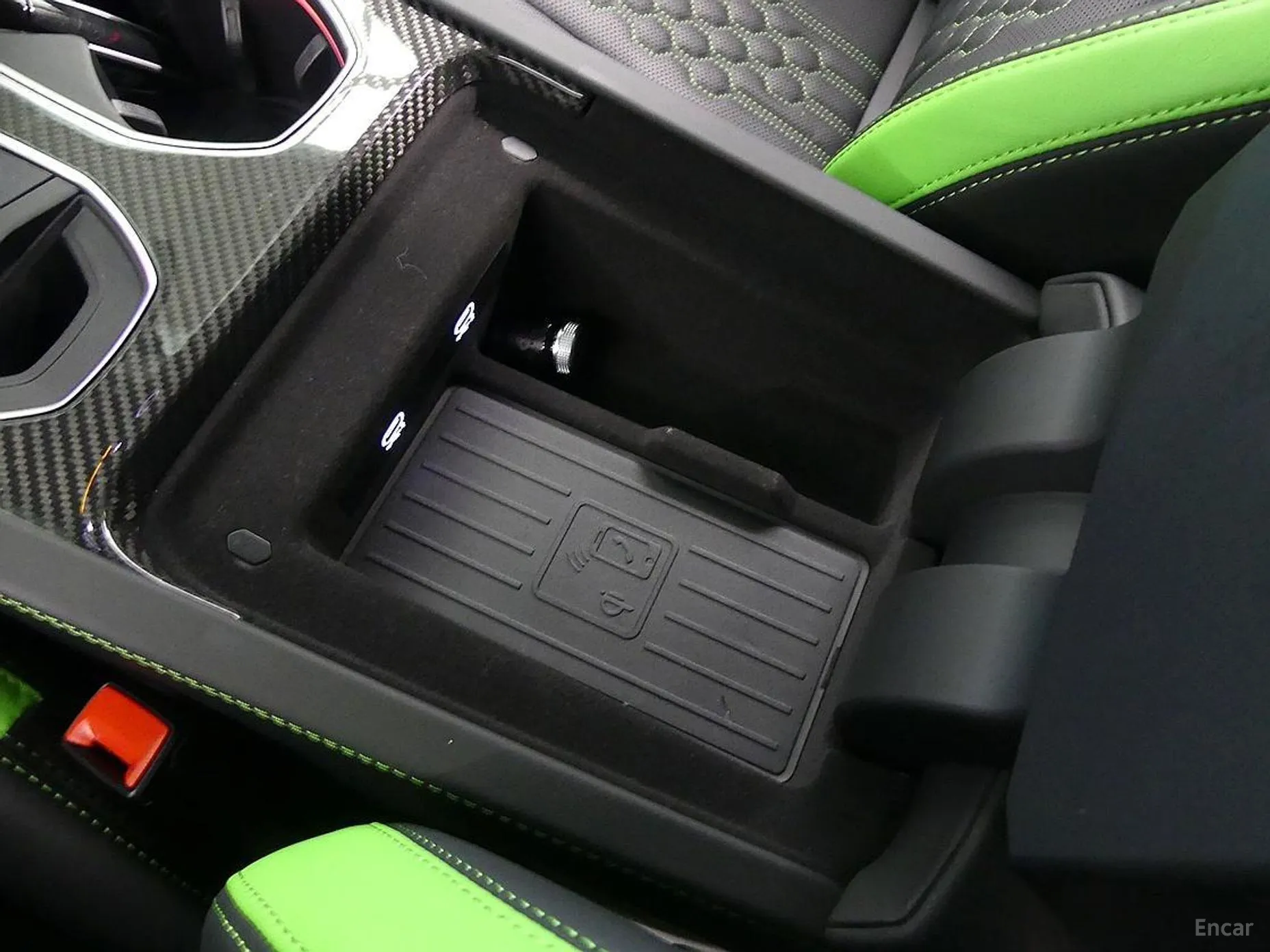 Lamborghini Urus превью 13