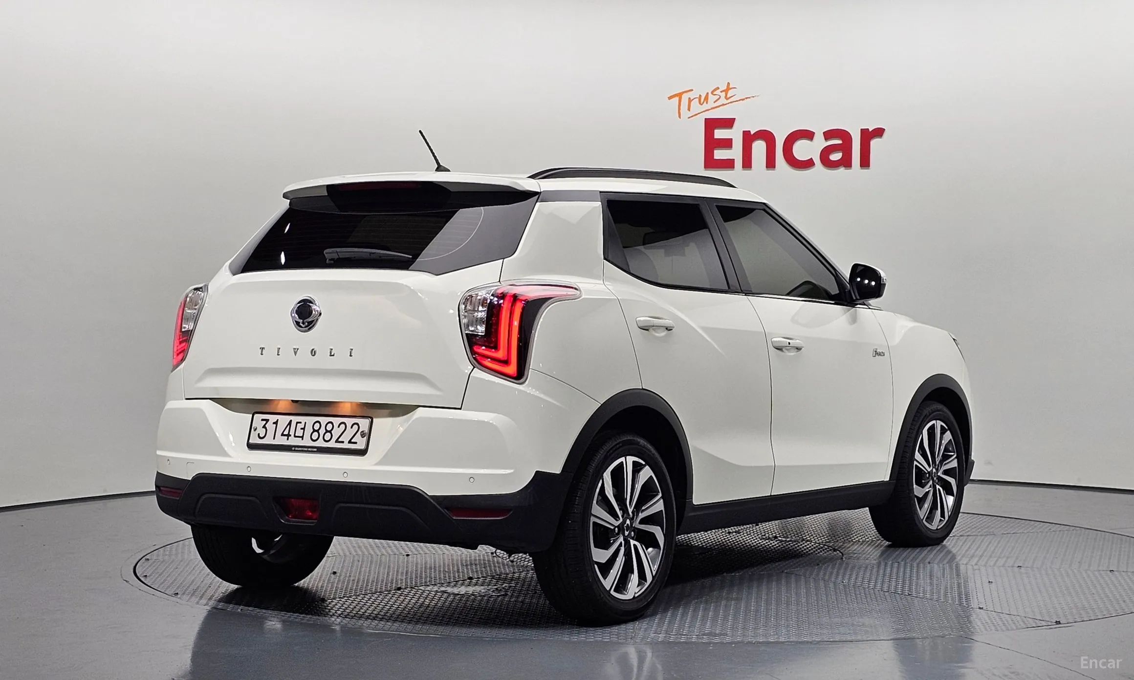 KG Mobility (SsangYong) Berry New Tivoli превью 2