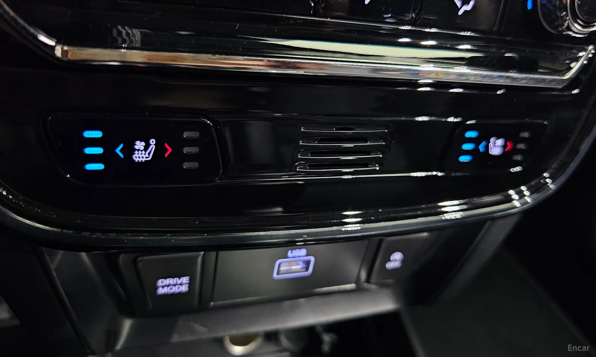 KG Mobility (SsangYong) Berry New Tivoli превью 16