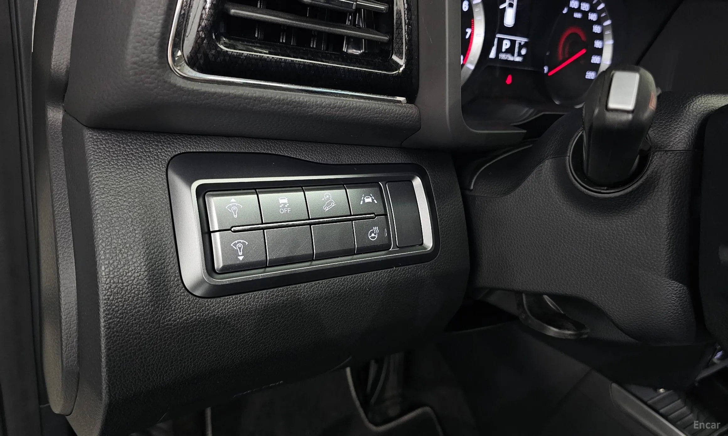 KG Mobility (SsangYong) Berry New Tivoli превью 17