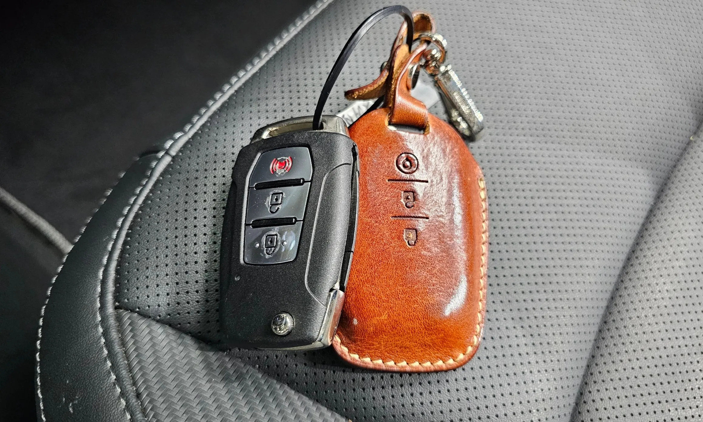 KG Mobility (SsangYong) Berry New Tivoli превью 19