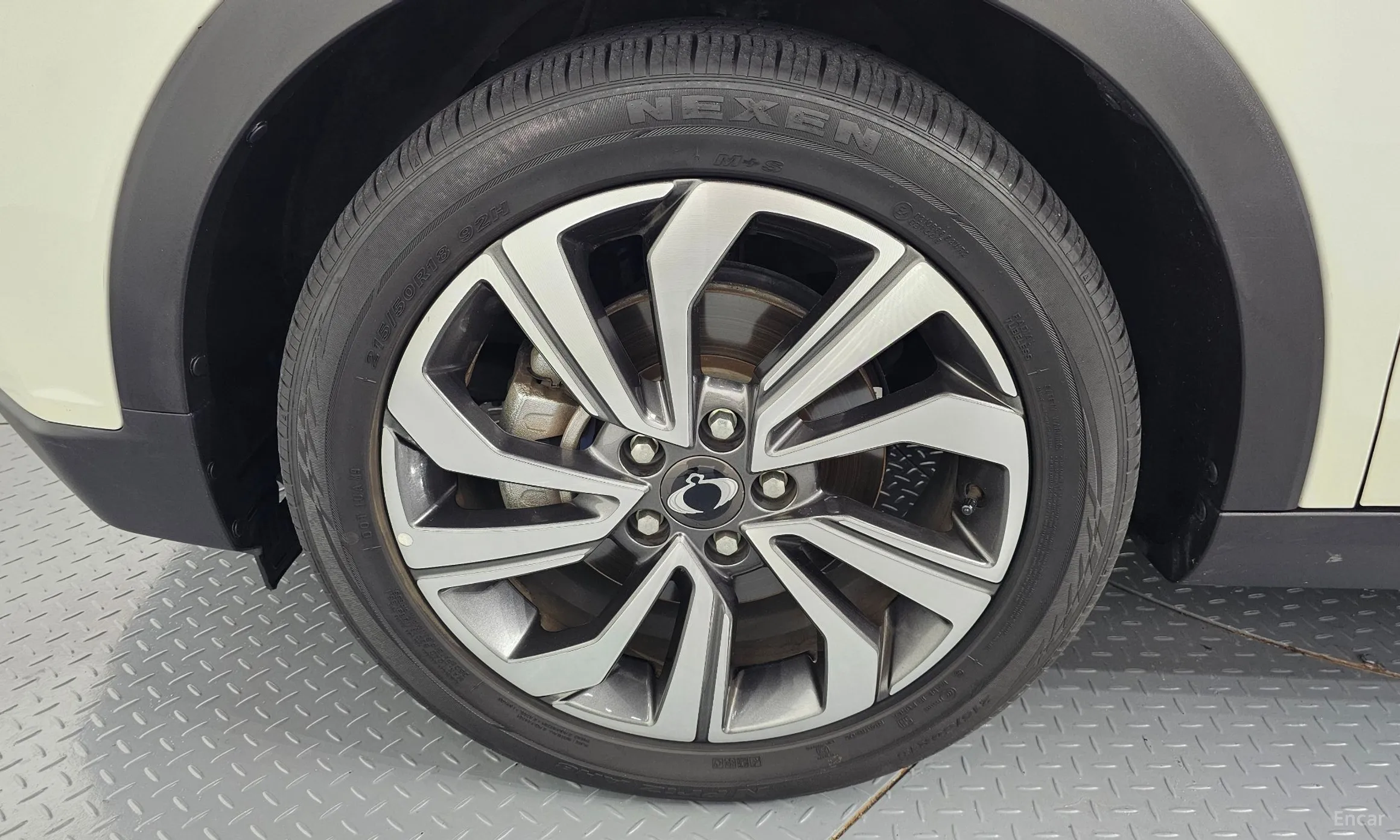 KG Mobility (SsangYong) Berry New Tivoli превью 5