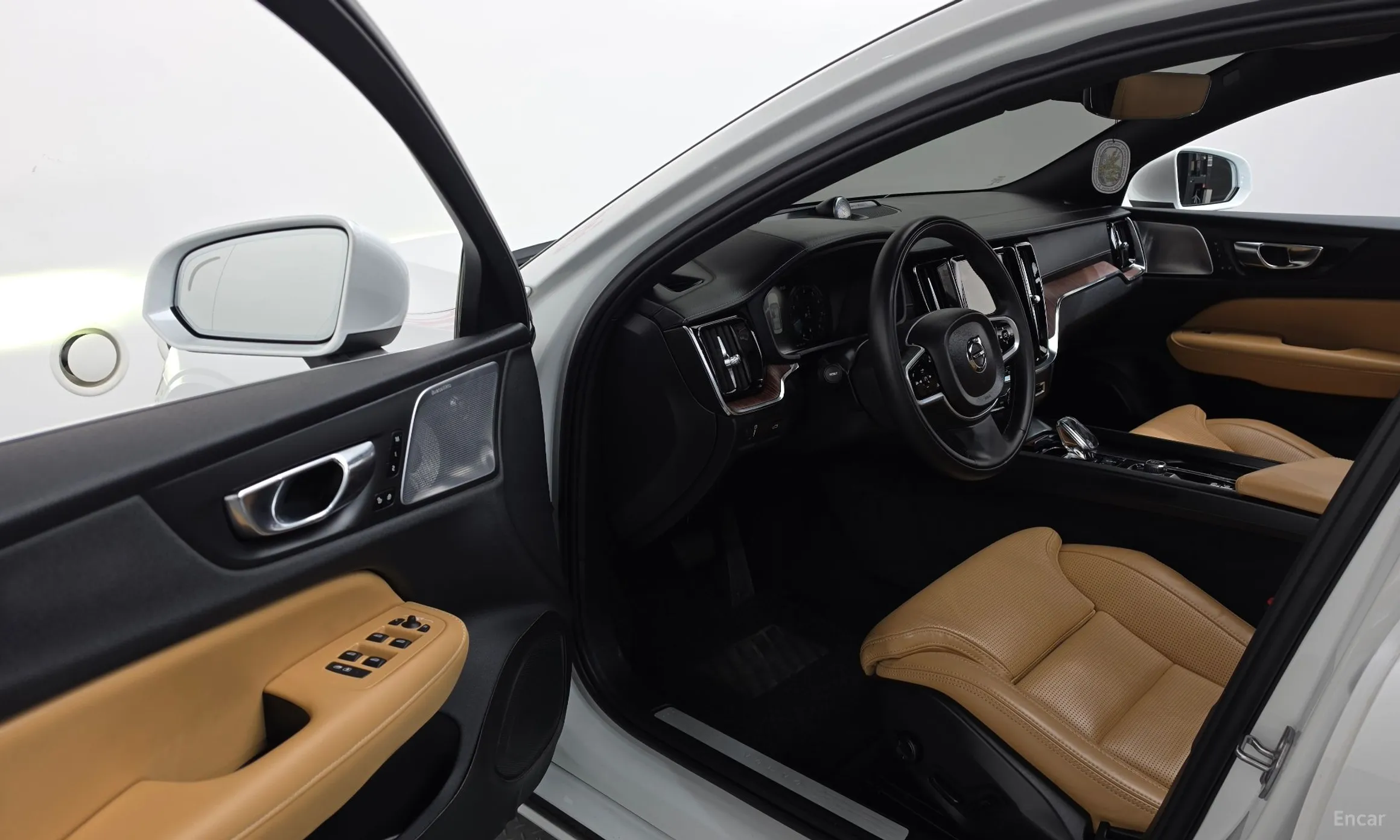 Volvo S60 3rd Generation превью 10
