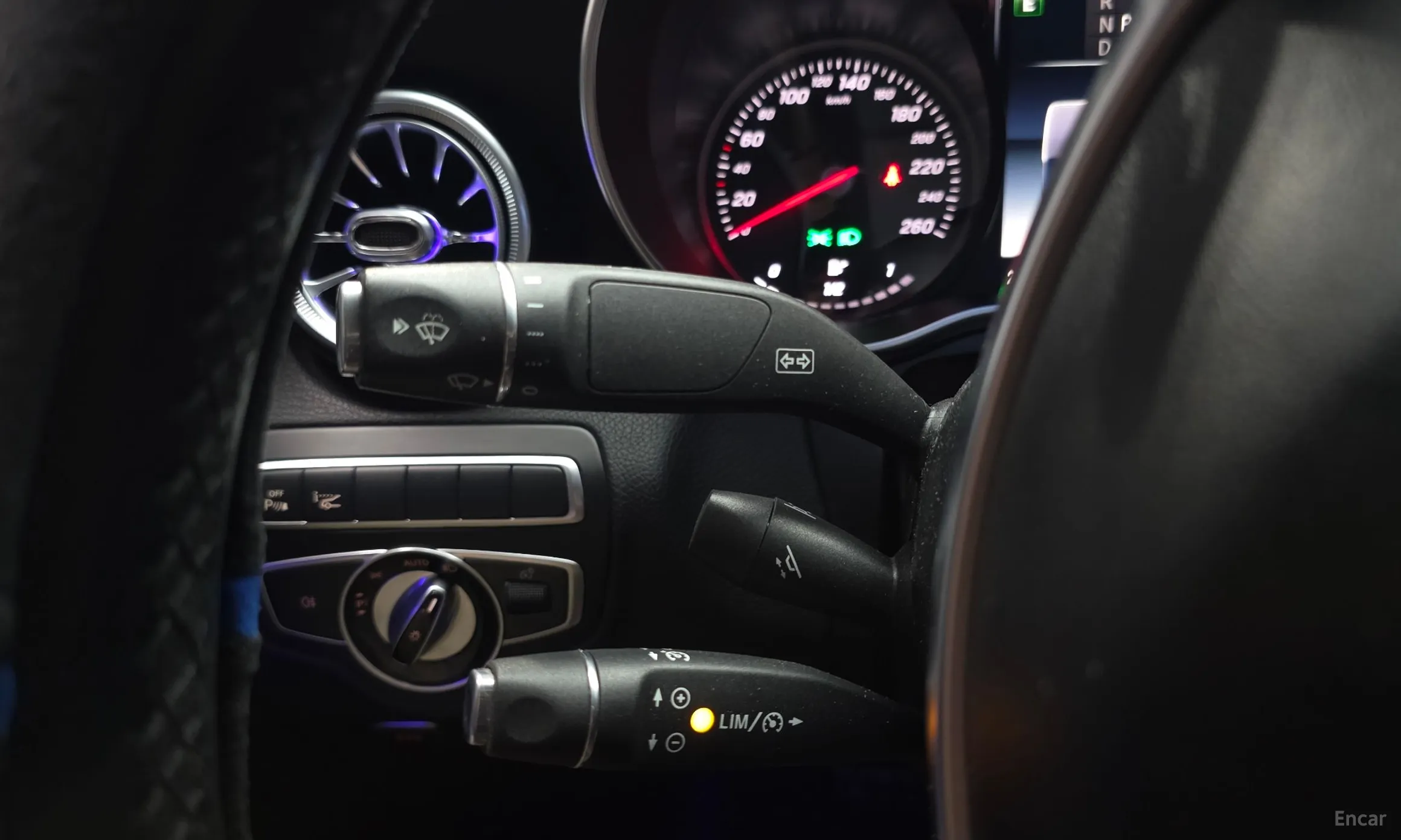 Mercedes Benz C-Class W205 превью 18