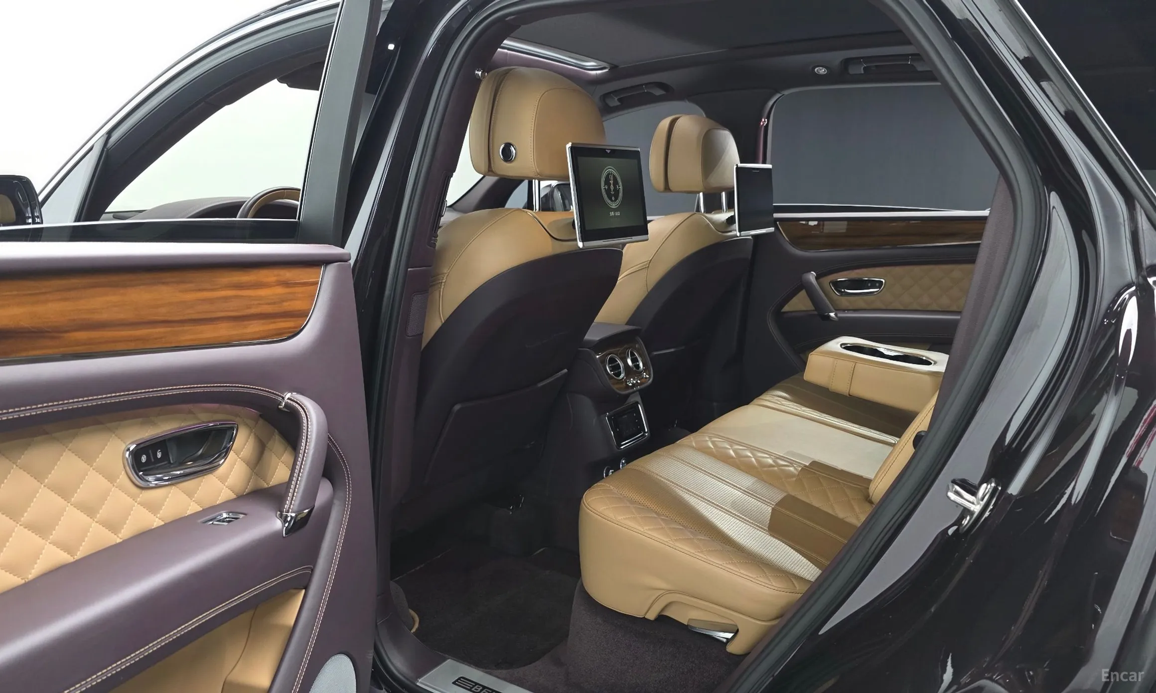Bentley Bentayga превью 11