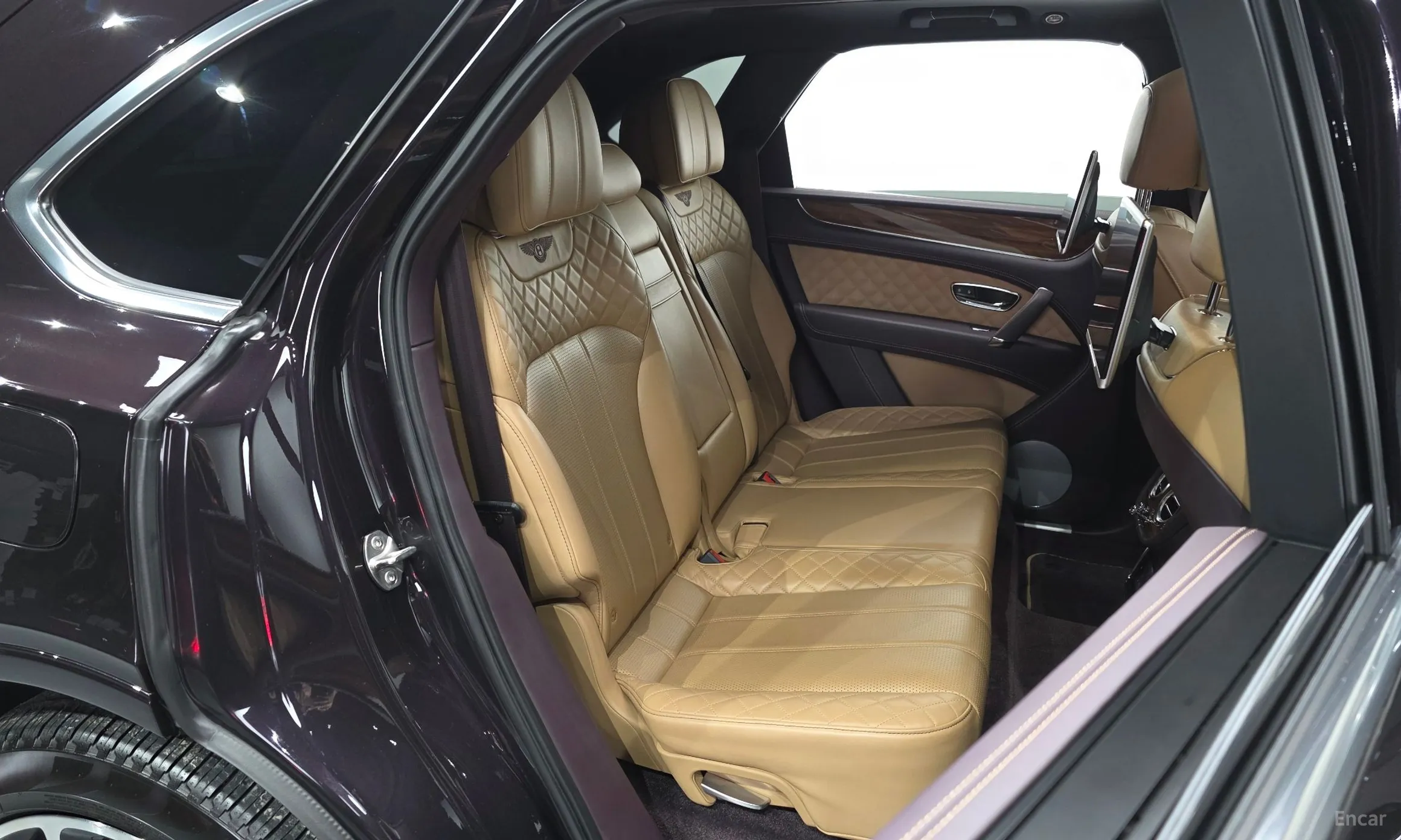 Bentley Bentayga превью 12