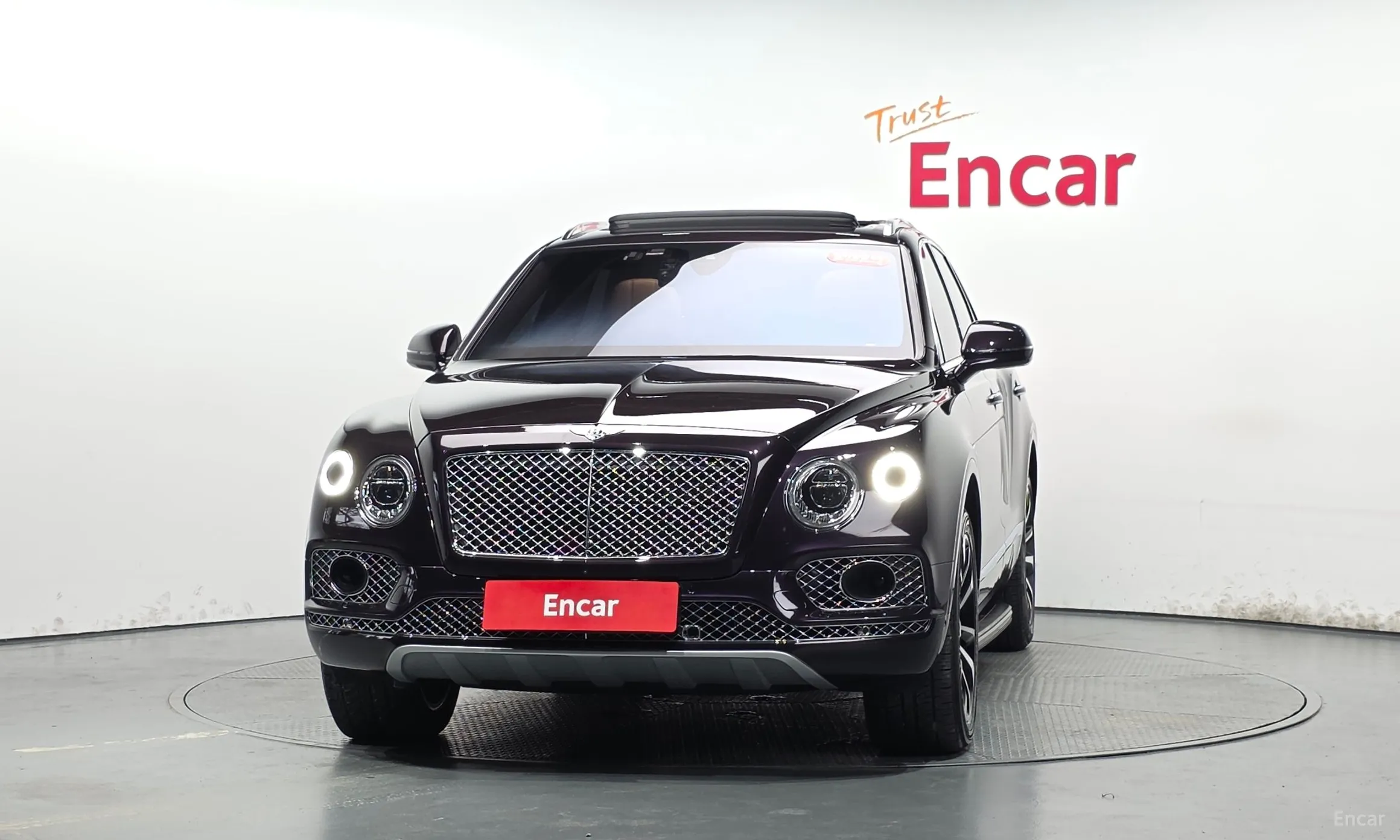 Bentley Bentayga превью 3
