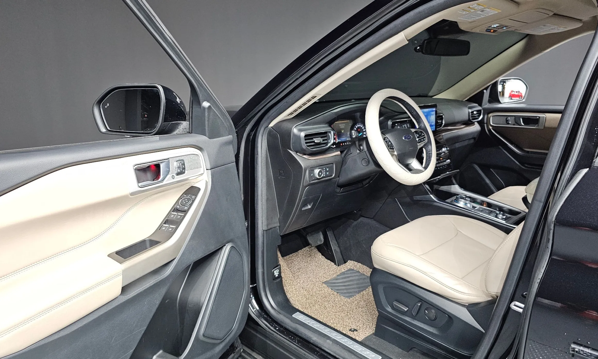 Ford Explorer 6th Generation превью 10