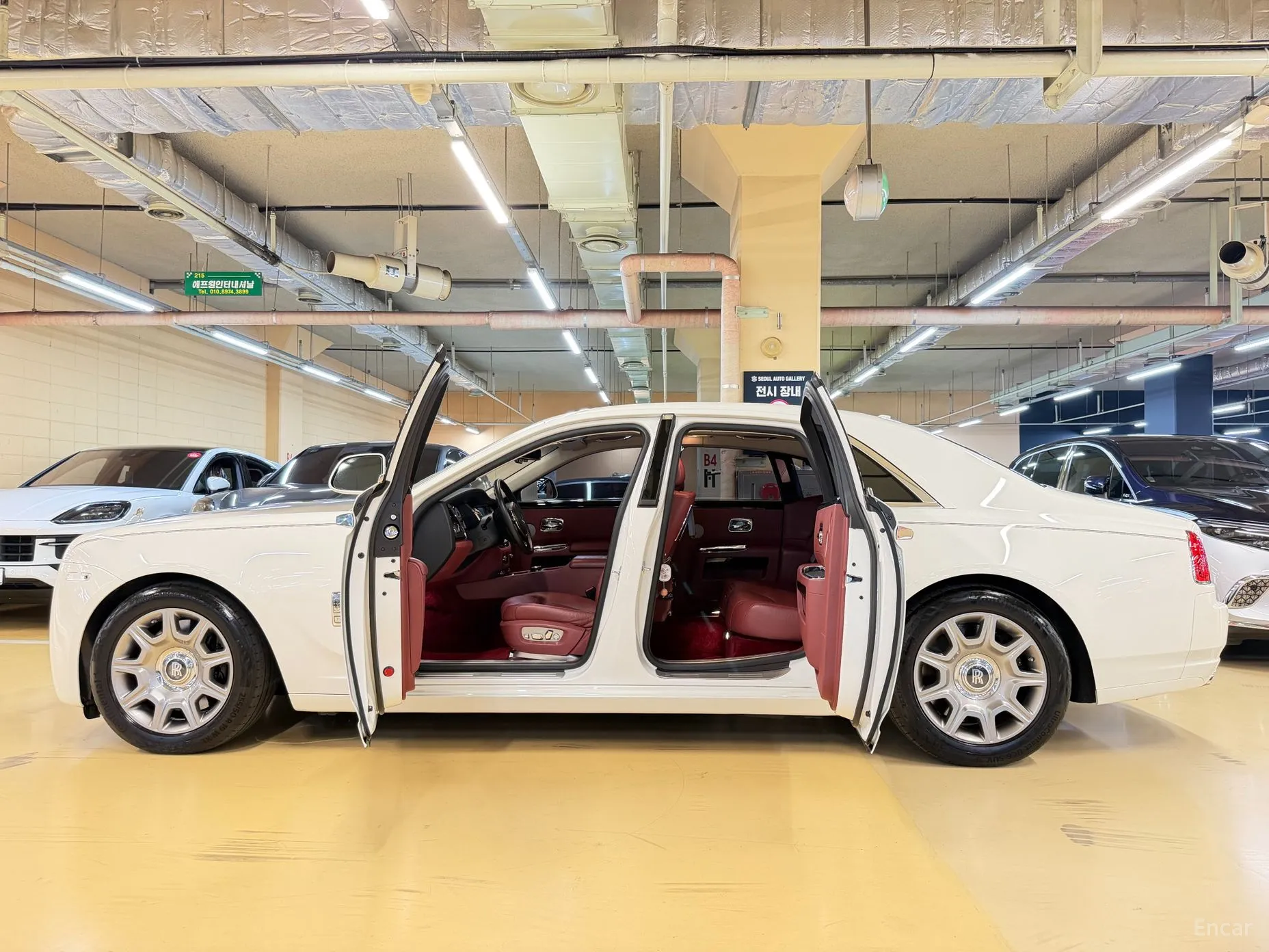 Rolls-Royce Ghost превью 20