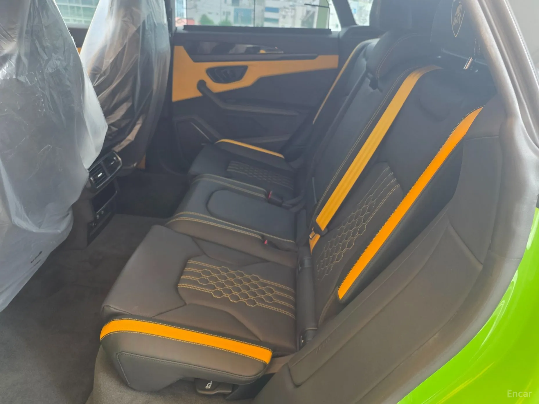 Lamborghini Urus превью 9