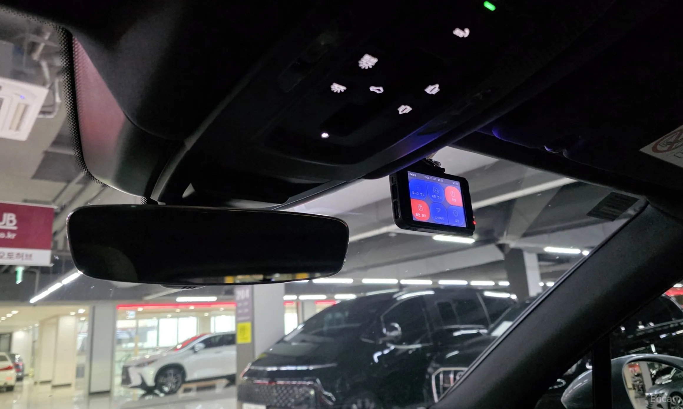 Porsche Cayenne (PO536) превью 10