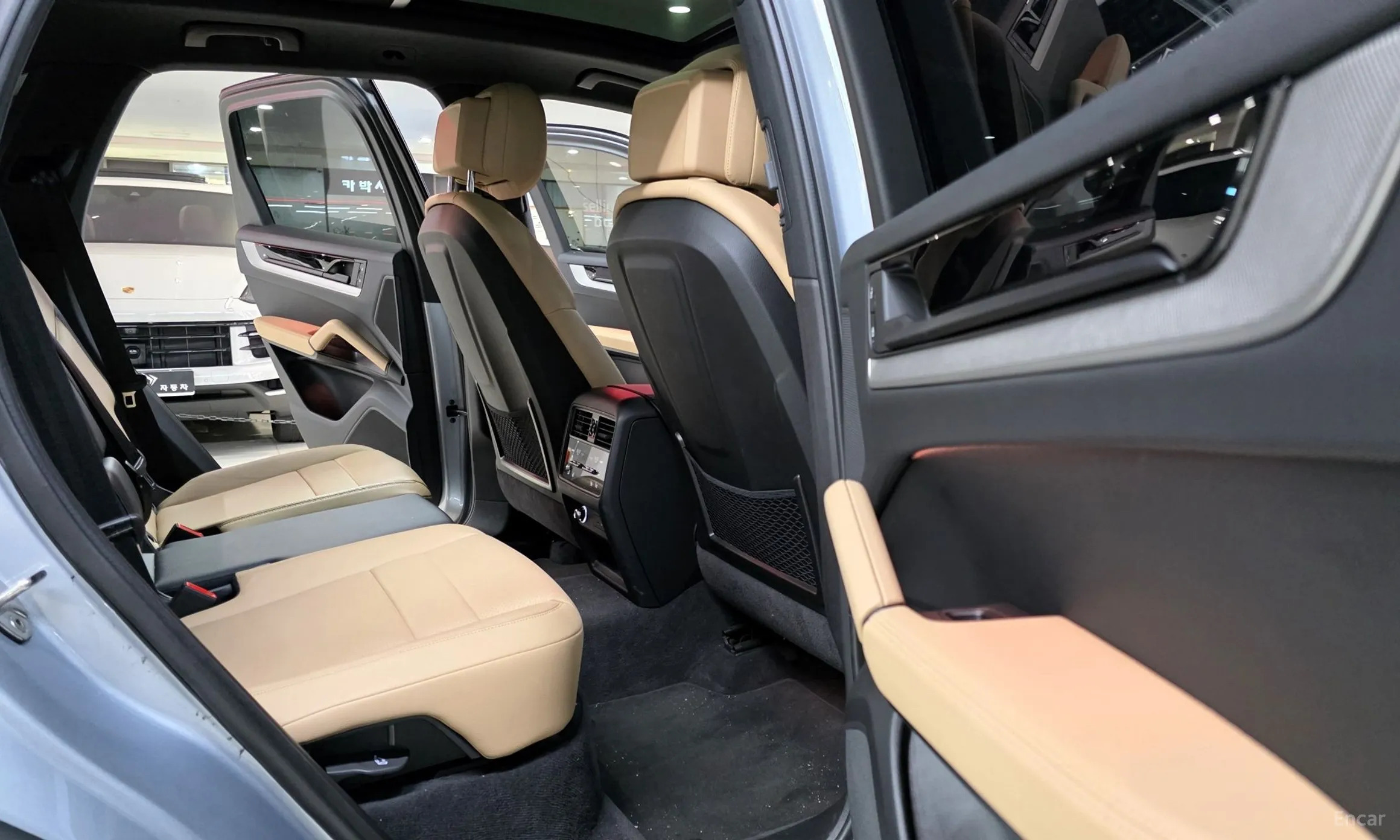 Porsche Cayenne (PO536) превью 8