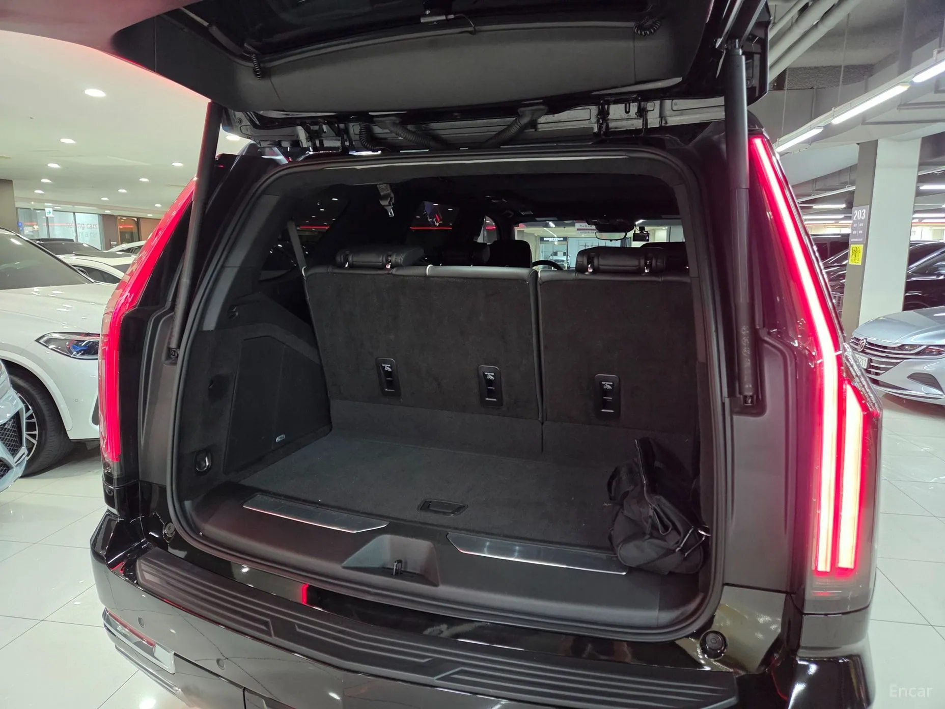 Cadillac Escalade 5th Generation превью 20