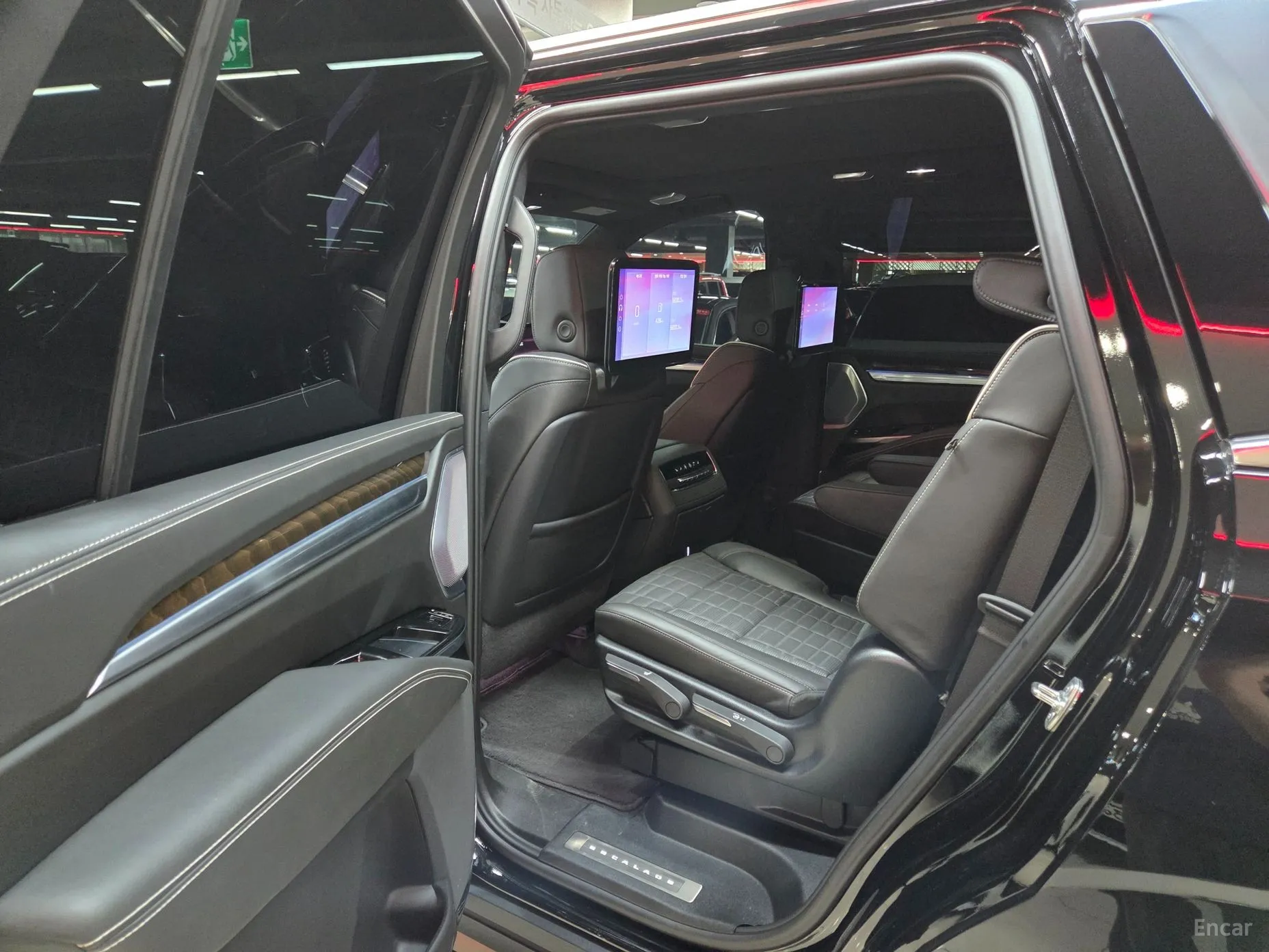 Cadillac Escalade 5th Generation превью 7