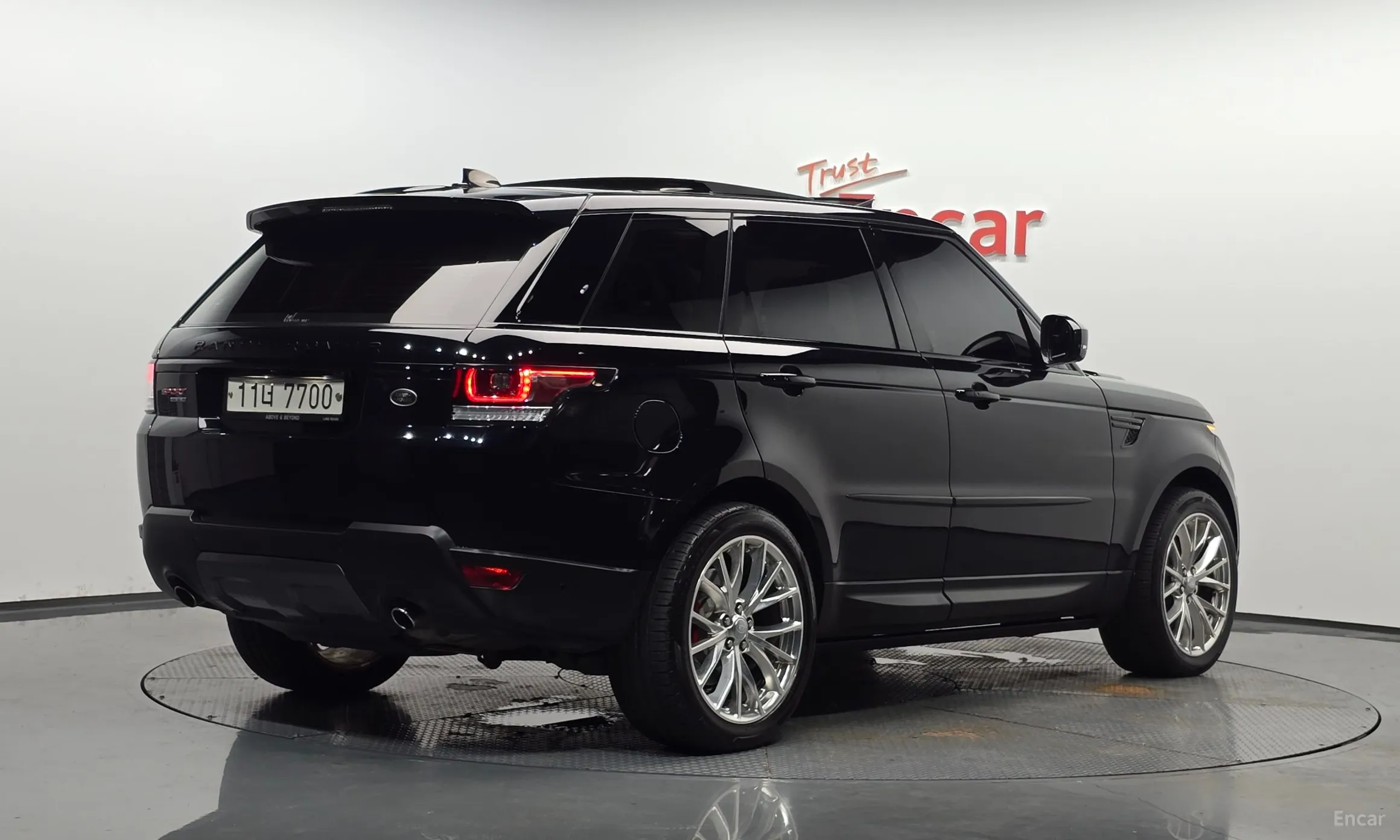 Land Rover Range Rover Sport 2nd Generation