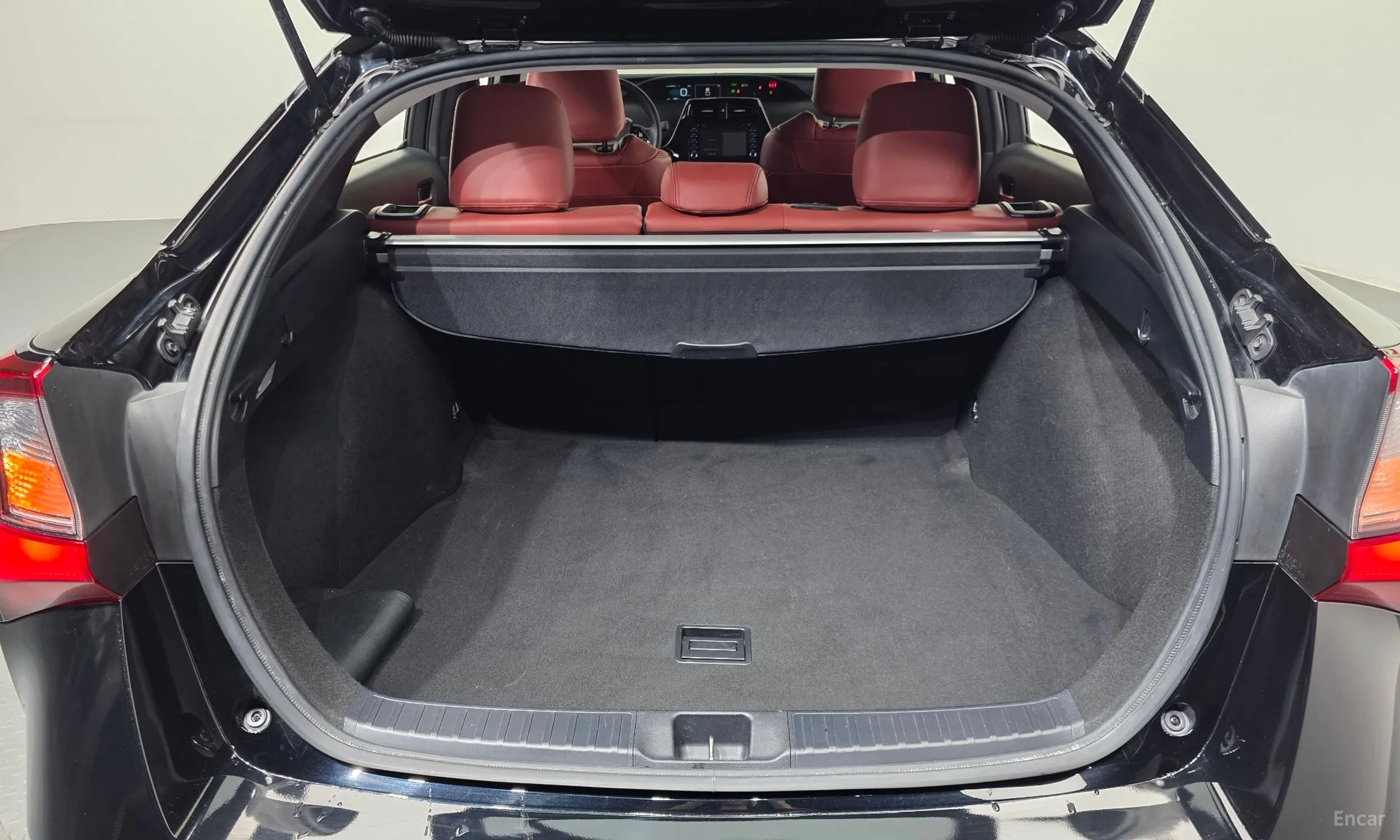 Toyota Prius 4th Generation превью 20