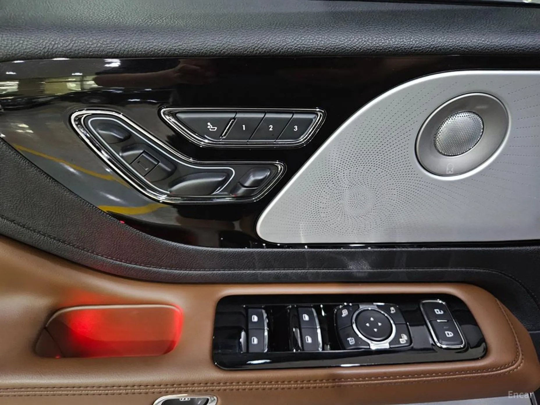 Lincoln Aviator 2nd Generation превью 9