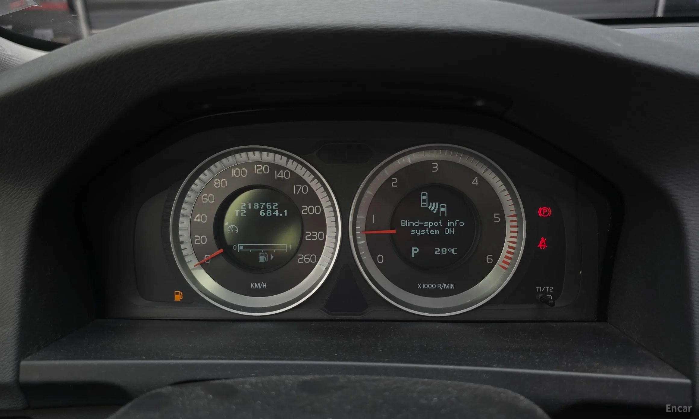 Volvo S60 превью 8