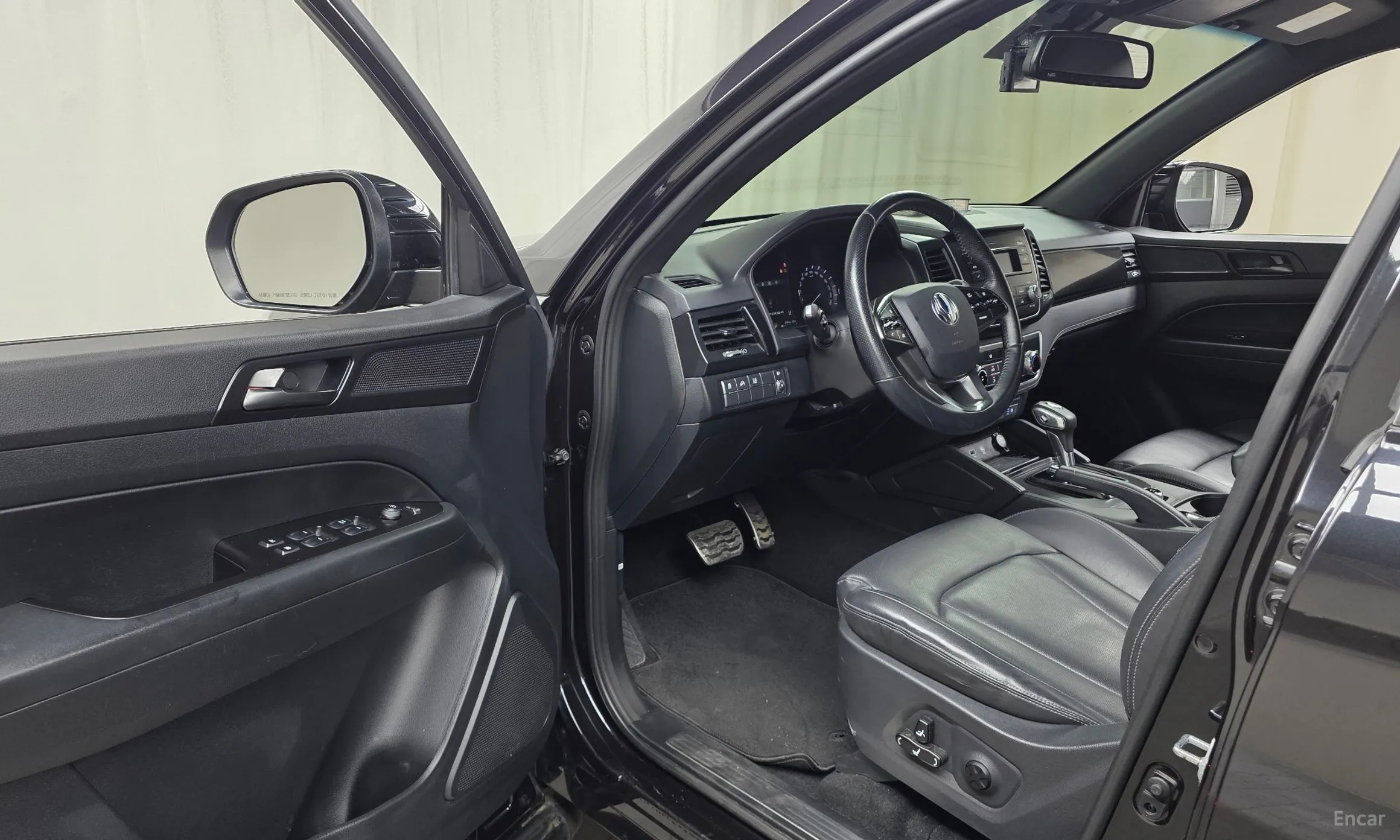 KG Mobility (SsangYong) Rexton Sports Khan превью 10