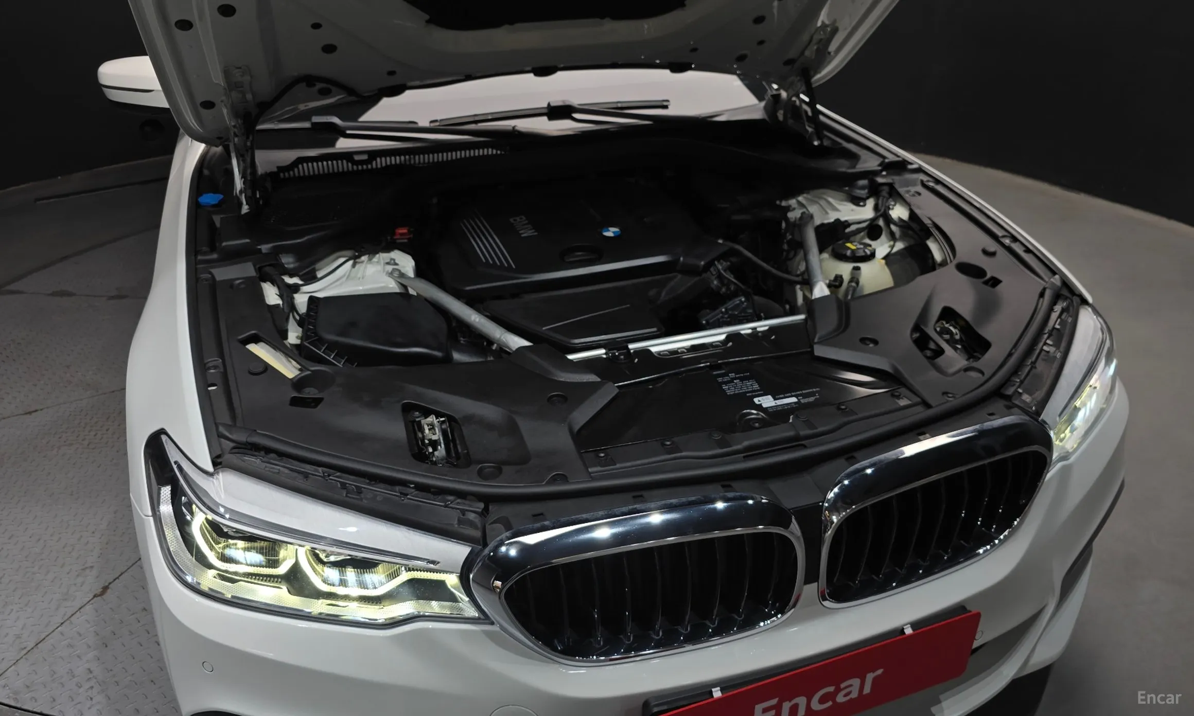 BMW 5 Series (G30) превью 6