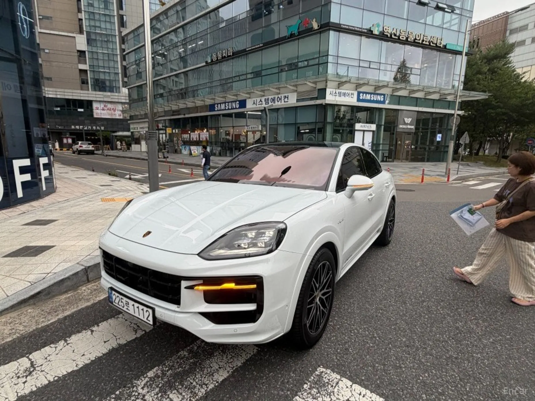 Porsche Cayenne (PO536) превью 3
