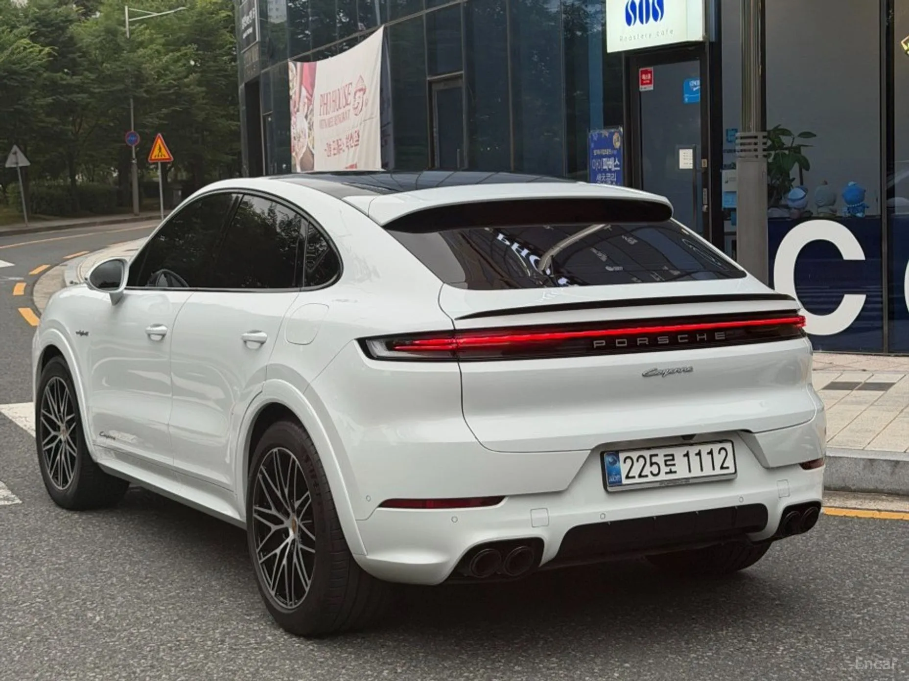 Porsche Cayenne (PO536) превью 7
