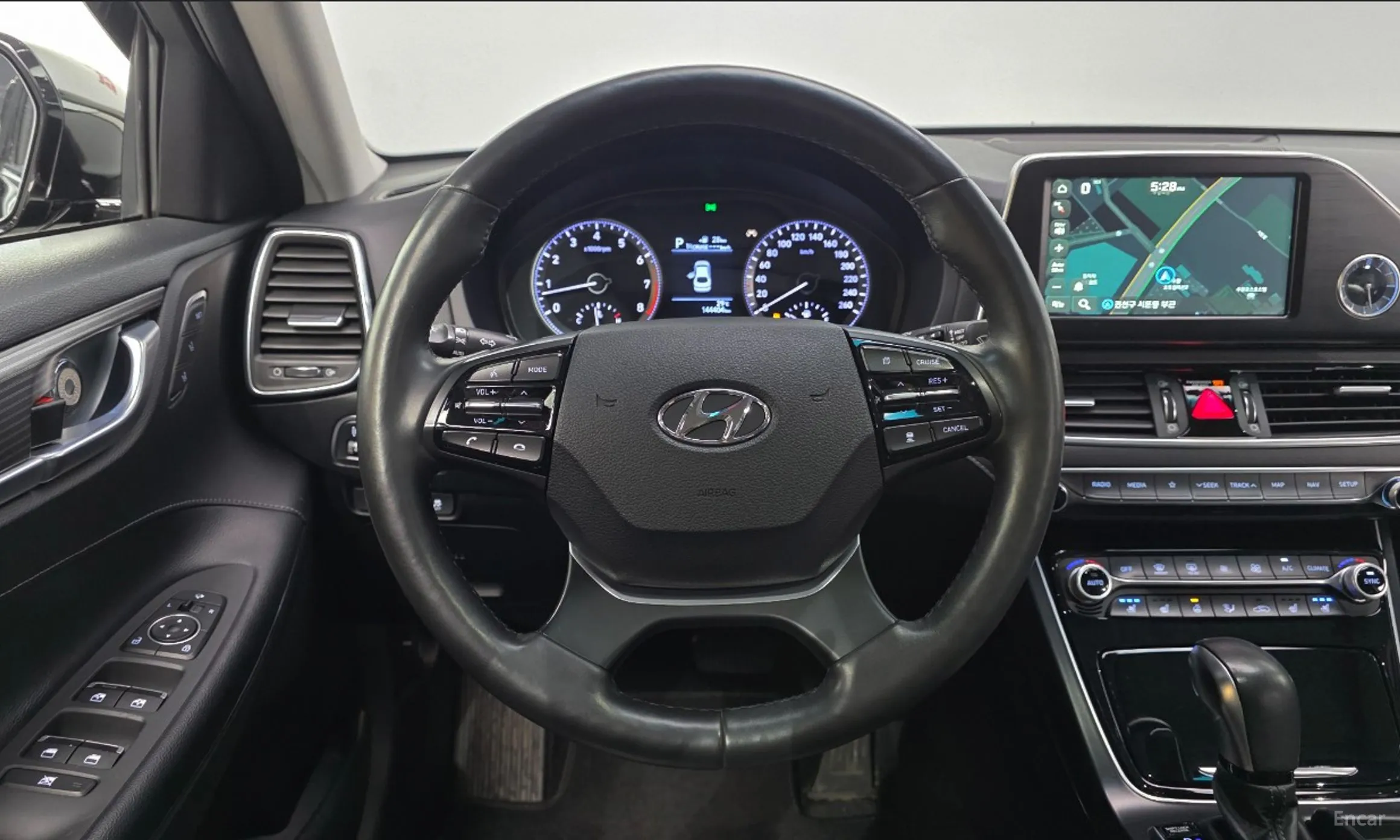 Hyundai Grandeur IG превью 13